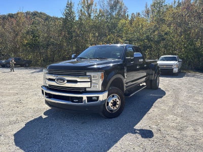 2017 Ford Super Duty F-350 DRW Lariat