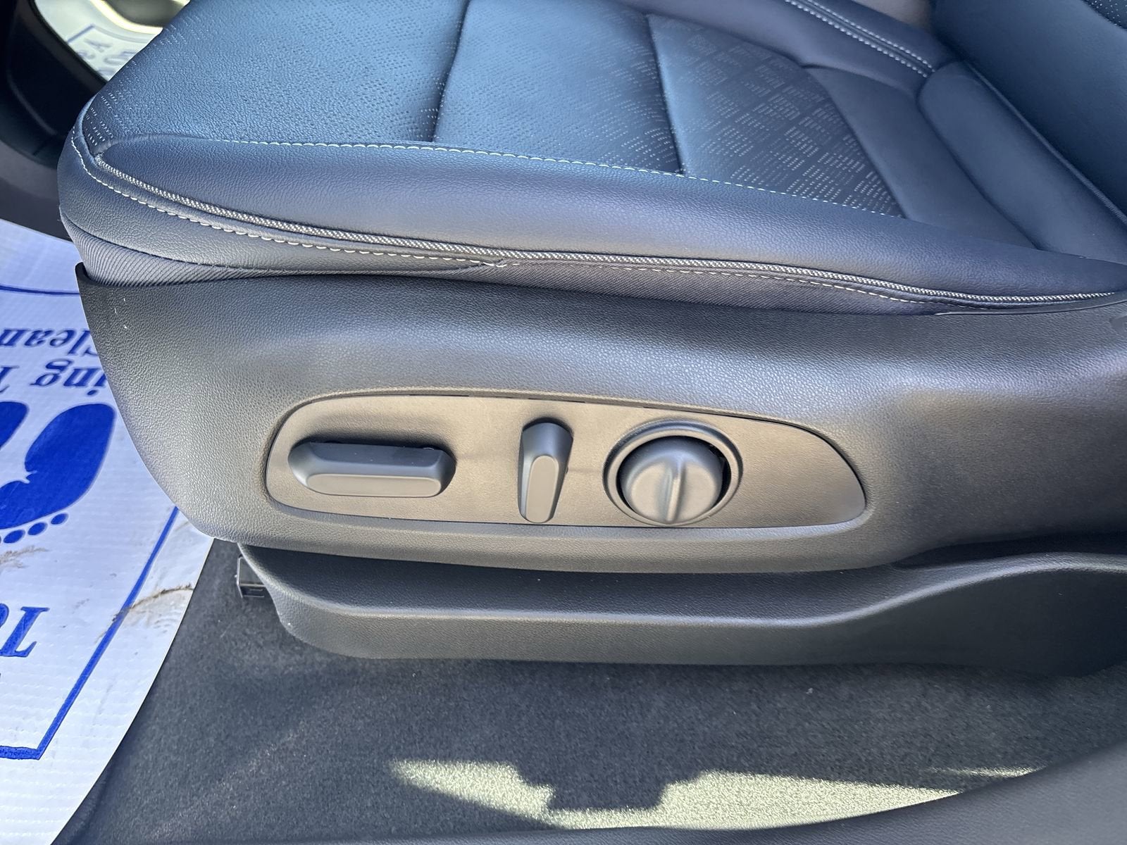 2022 Chevrolet Bolt EUV LT