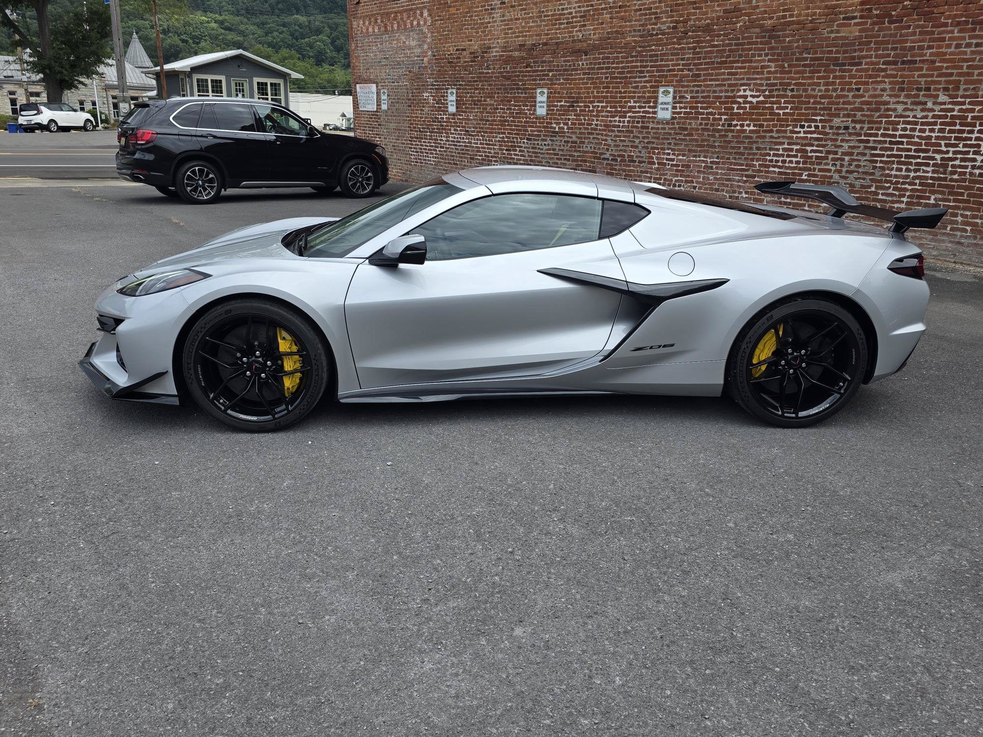 2027 Chevrolet Corvette Z06 2LZ