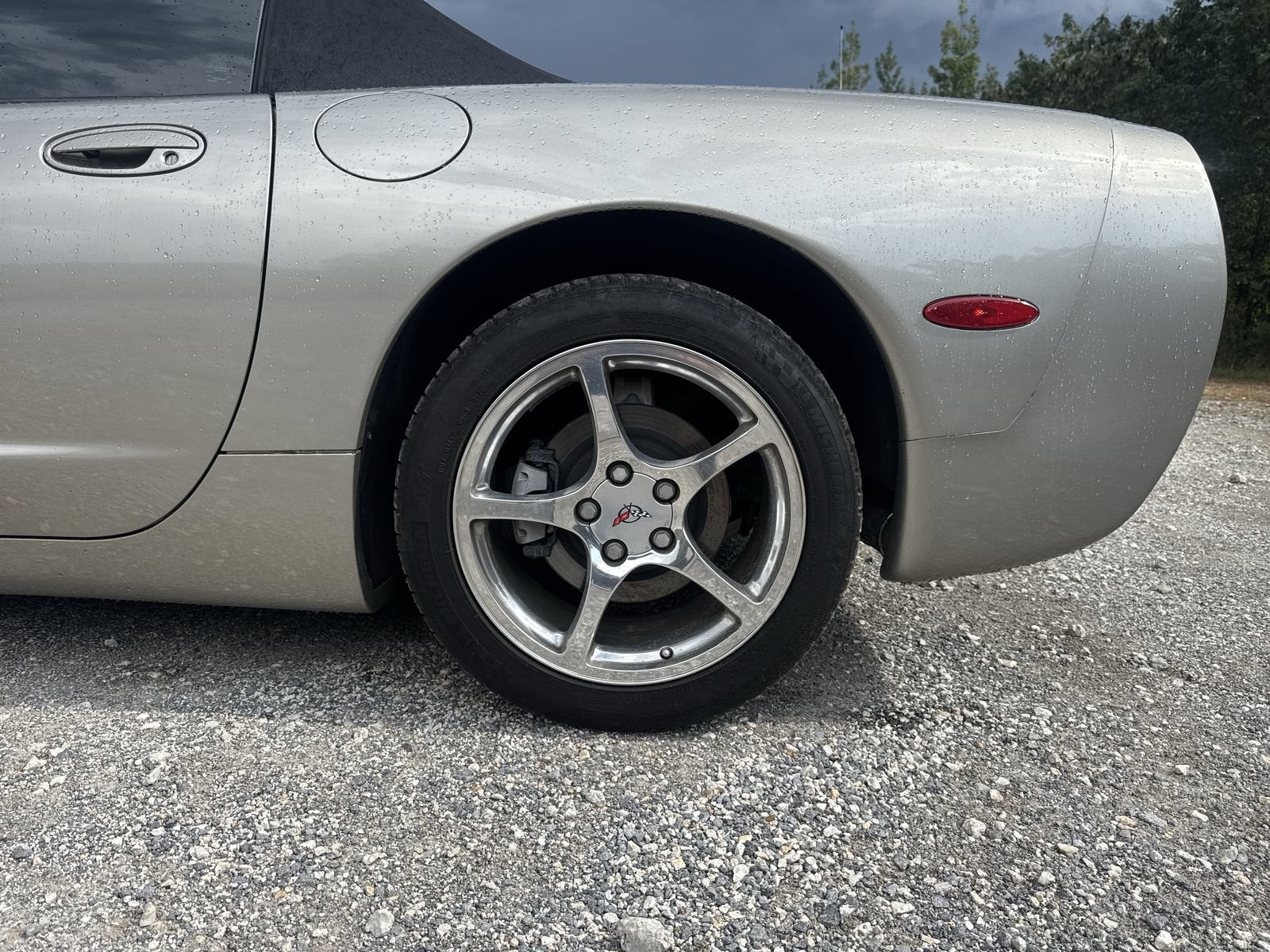 2000 Chevrolet Corvette Base