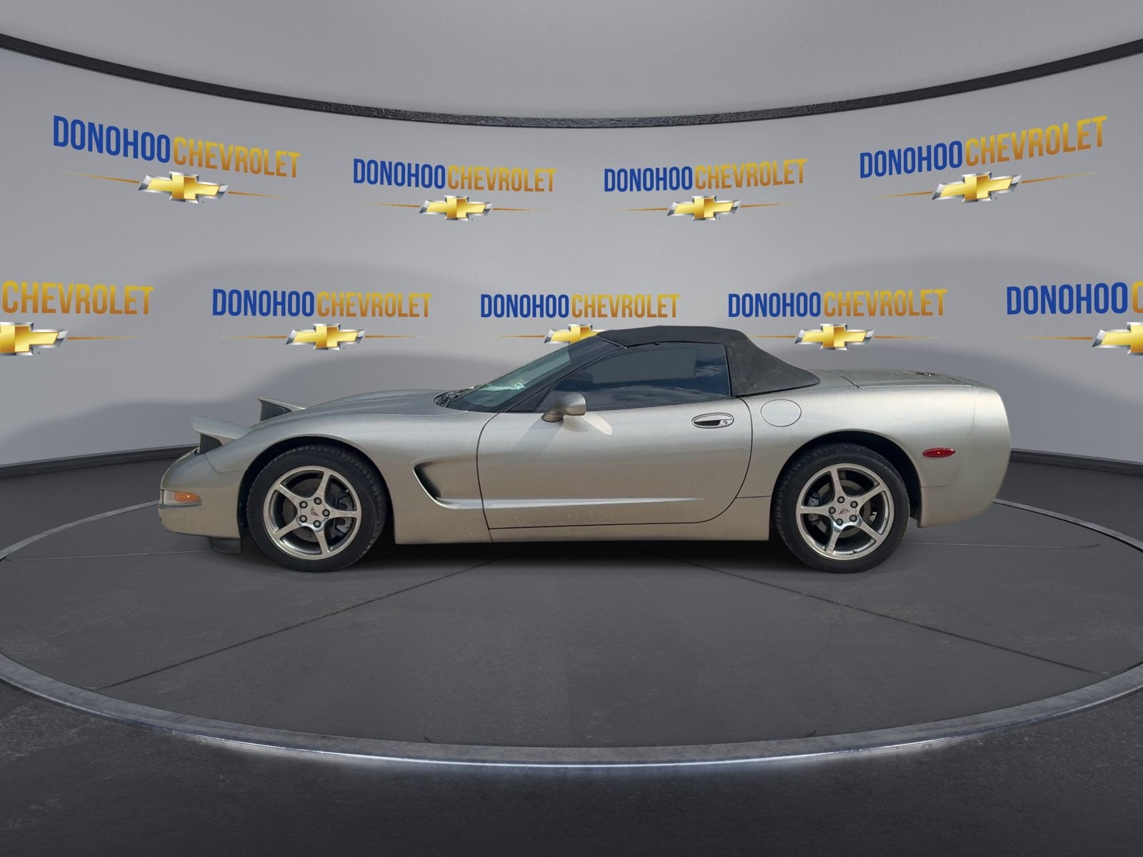 2000 Chevrolet Corvette Base