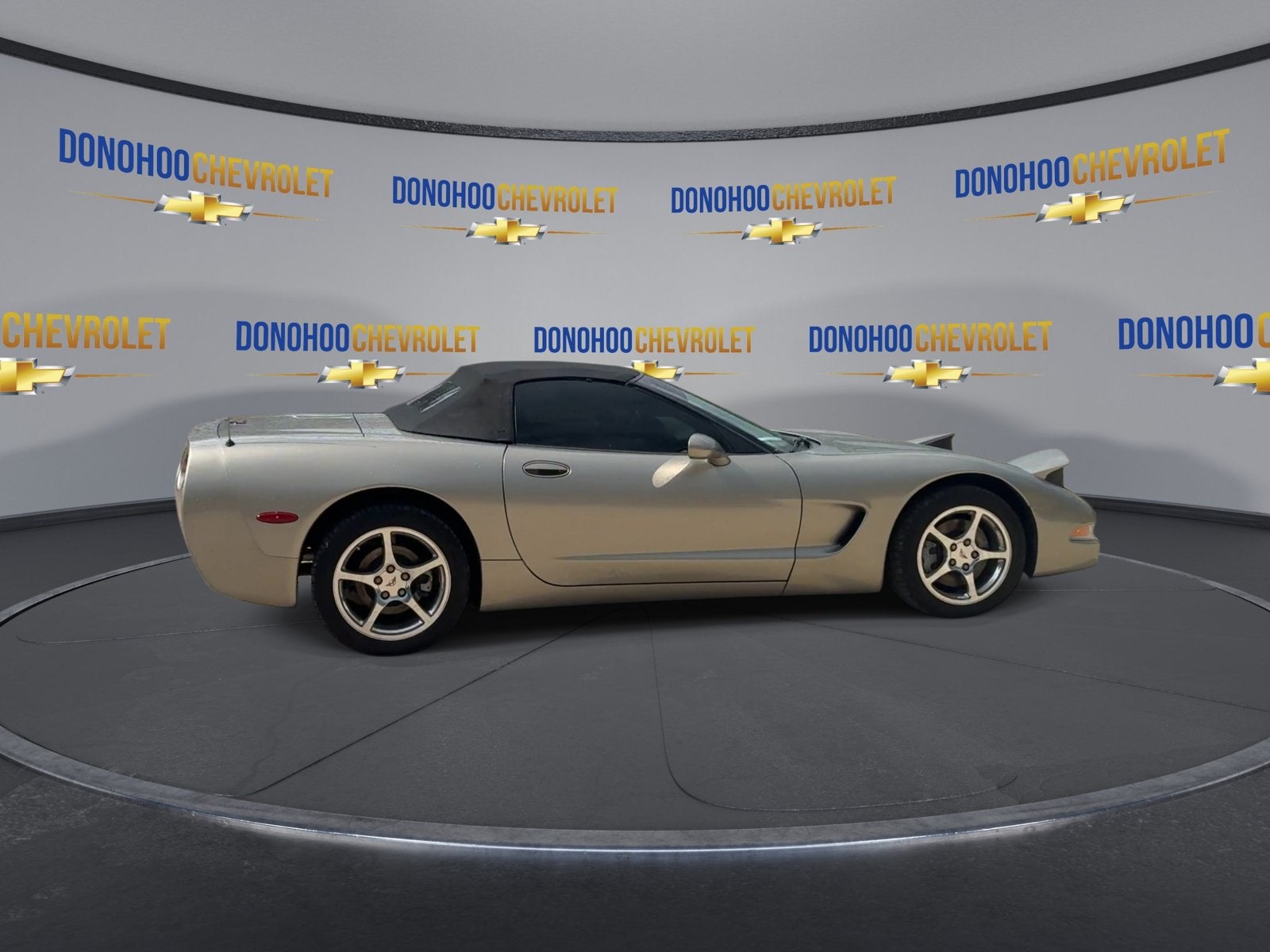2000 Chevrolet Corvette Base