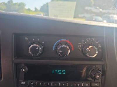 2013 Chevrolet Express Passenger 2500 LS