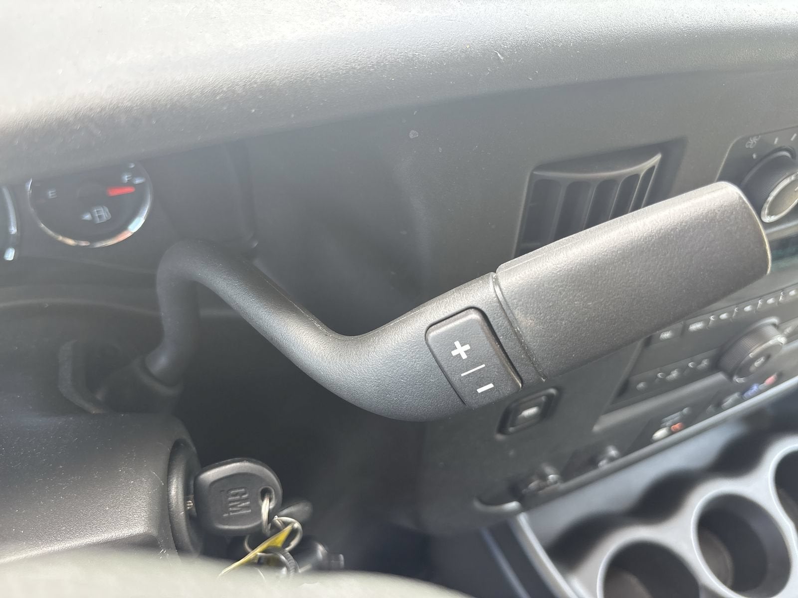 2024 Chevrolet Express Passenger 3500 1LS