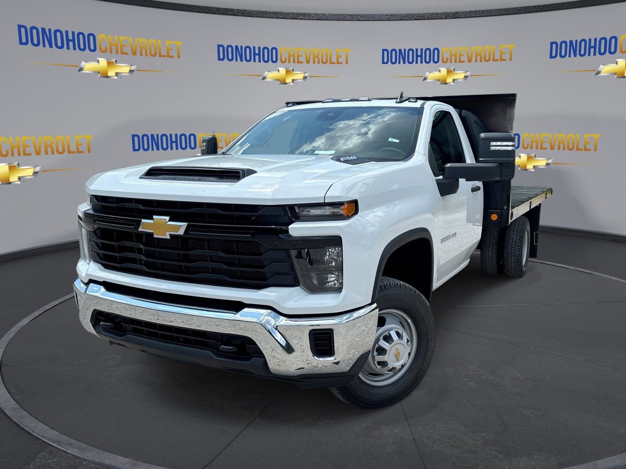 2025 Chevrolet Silverado 3500 HD Chassis Cab Work Truck