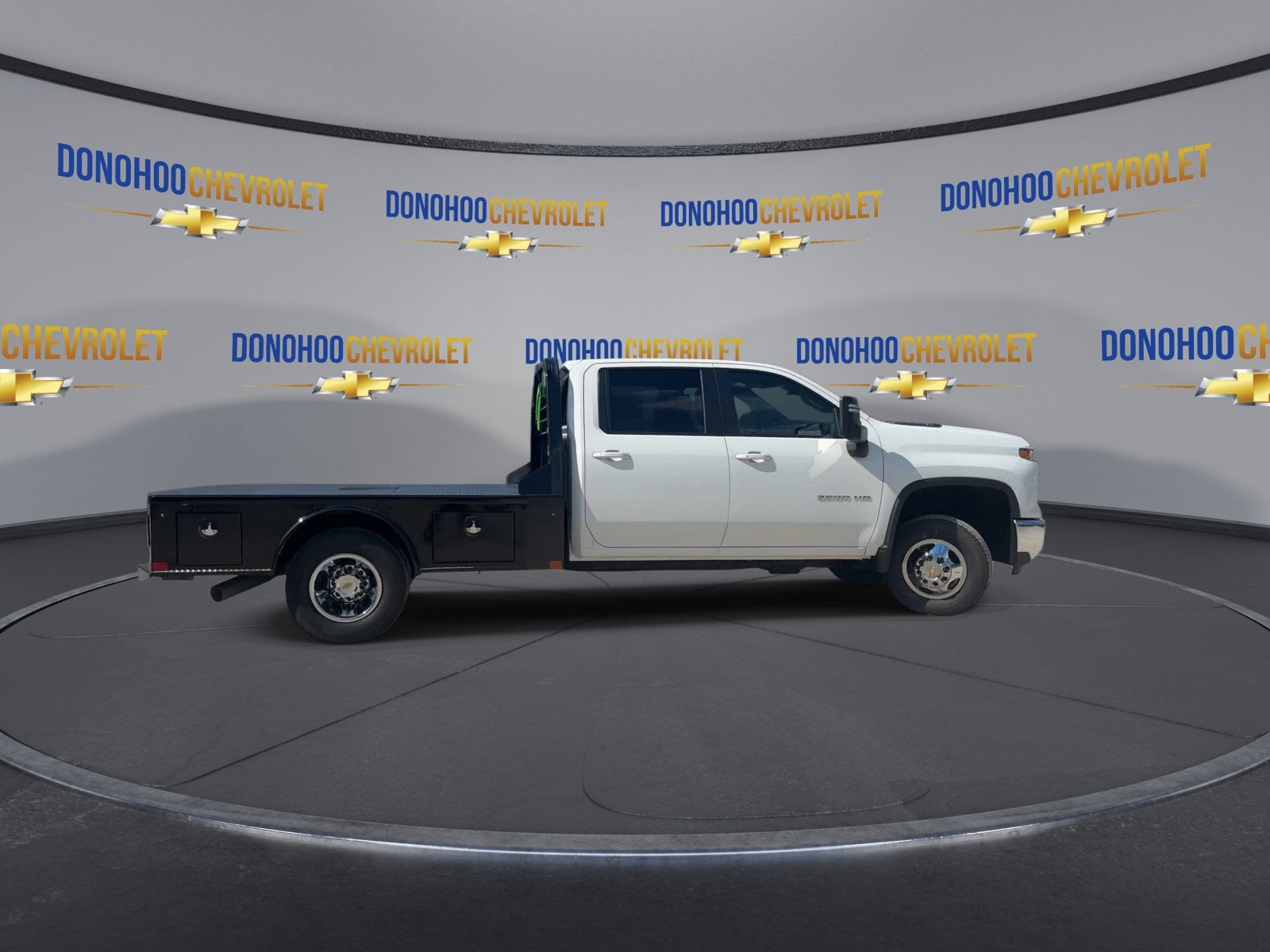 2025 Chevrolet Silverado 3500 HD Chassis Cab LT