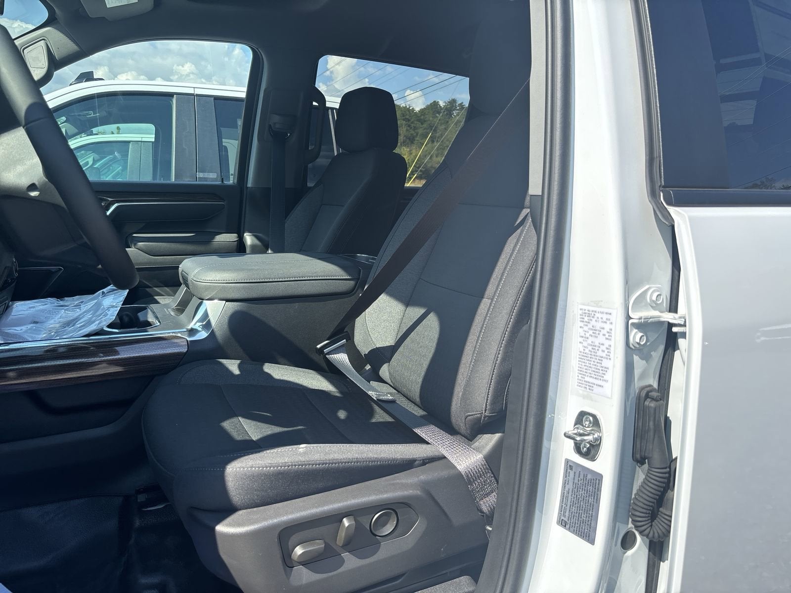 2025 Chevrolet Silverado 3500 HD Chassis Cab LT