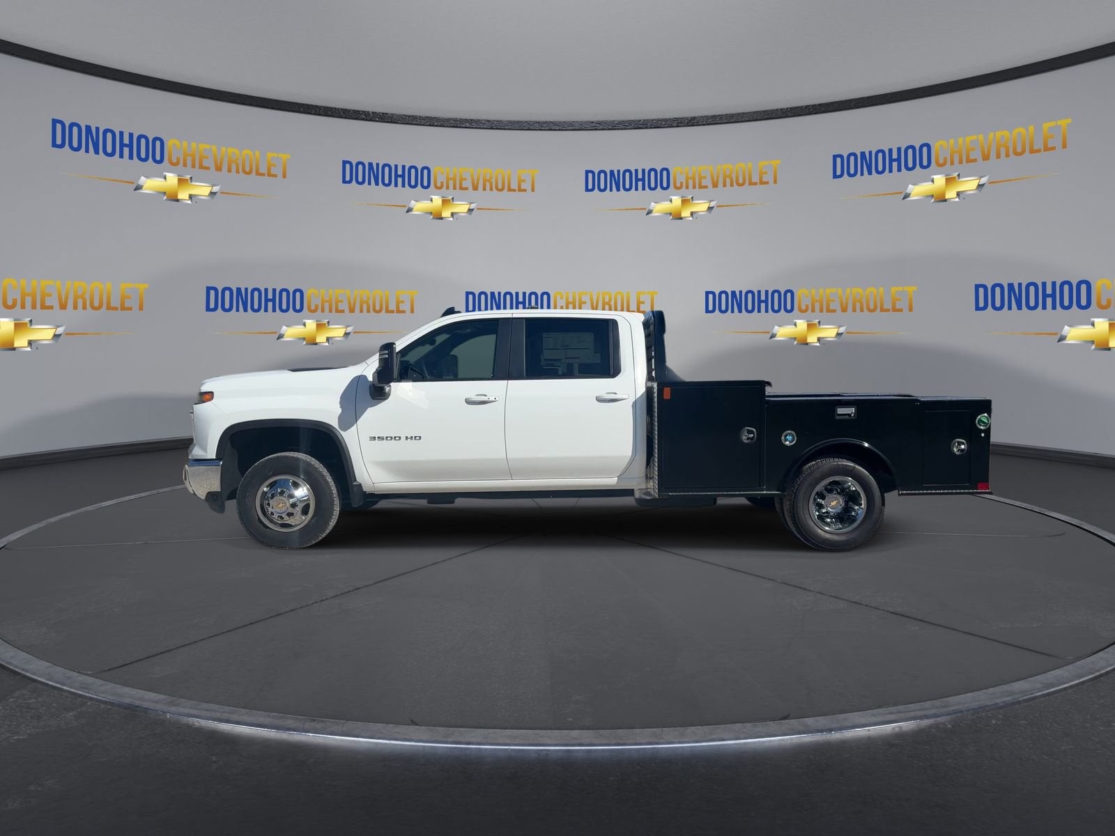 2025 Chevrolet Silverado 3500 HD Chassis Cab LT