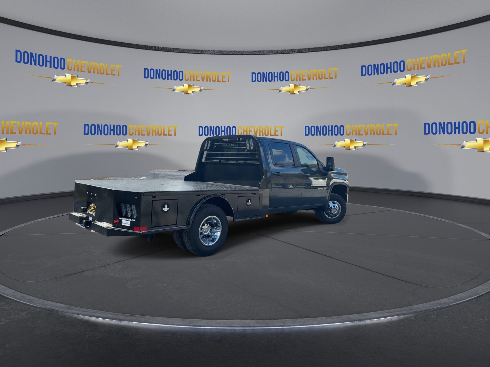 2025 Chevrolet Silverado 3500 HD Chassis Cab LT
