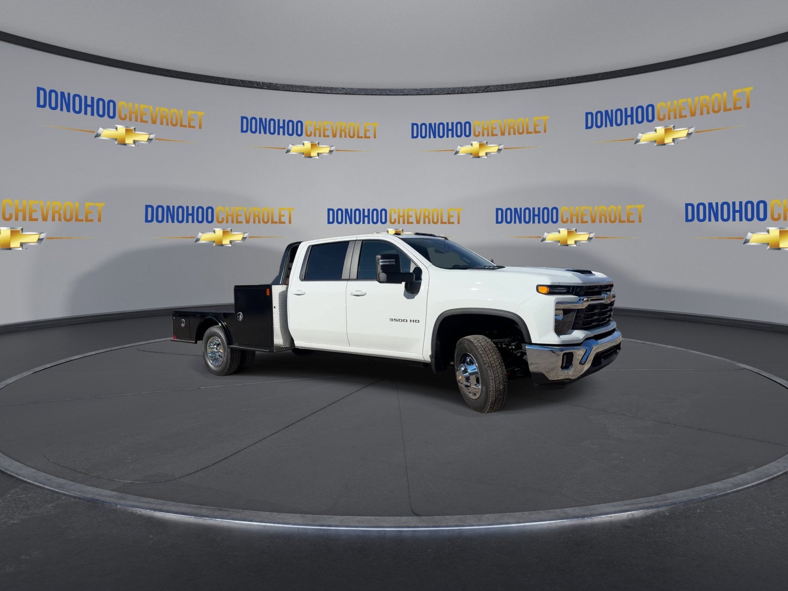 2026 Chevrolet Silverado 3500 HD Chassis Cab LT