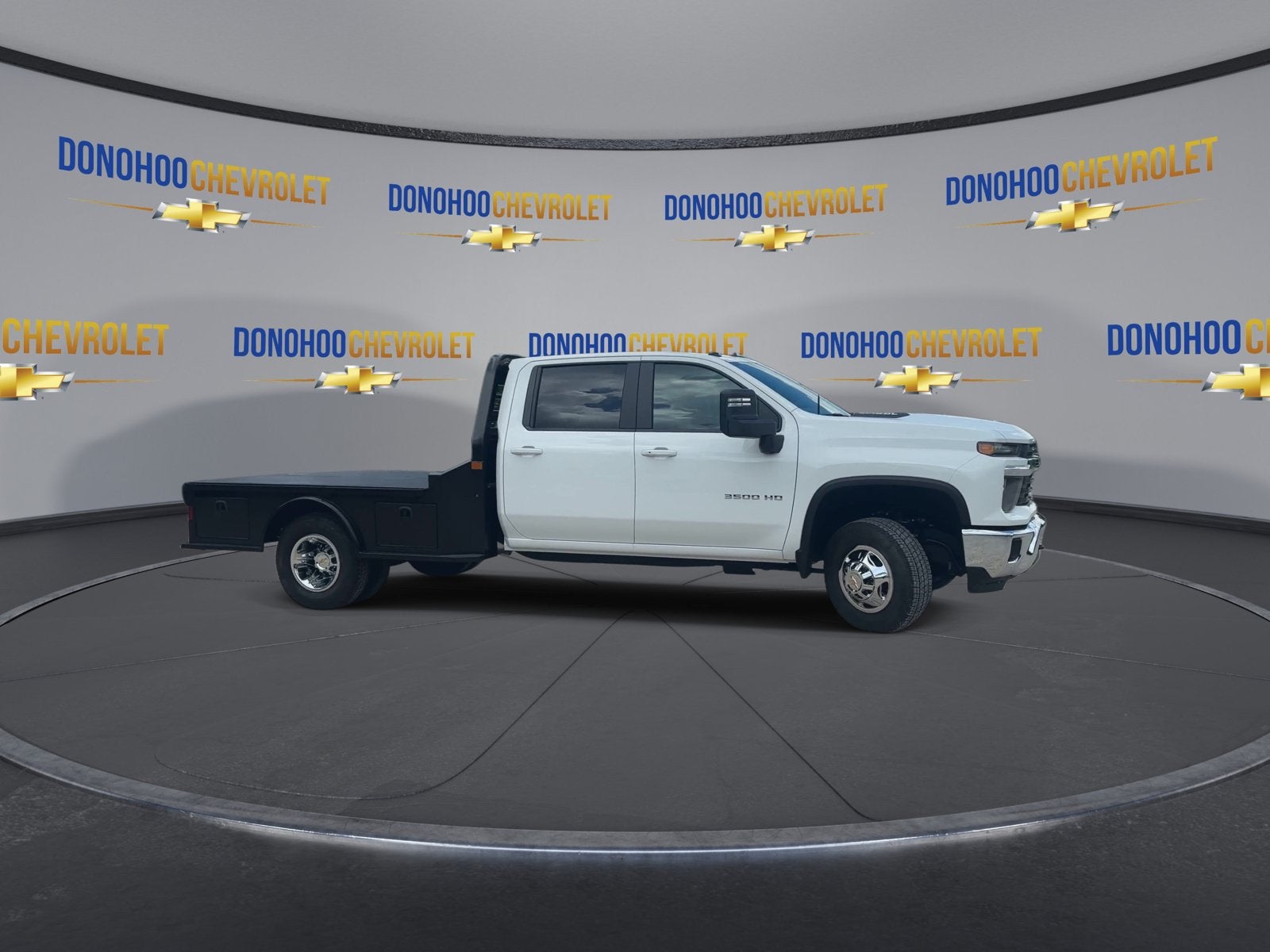 2026 Chevrolet Silverado 3500 HD Chassis Cab LT