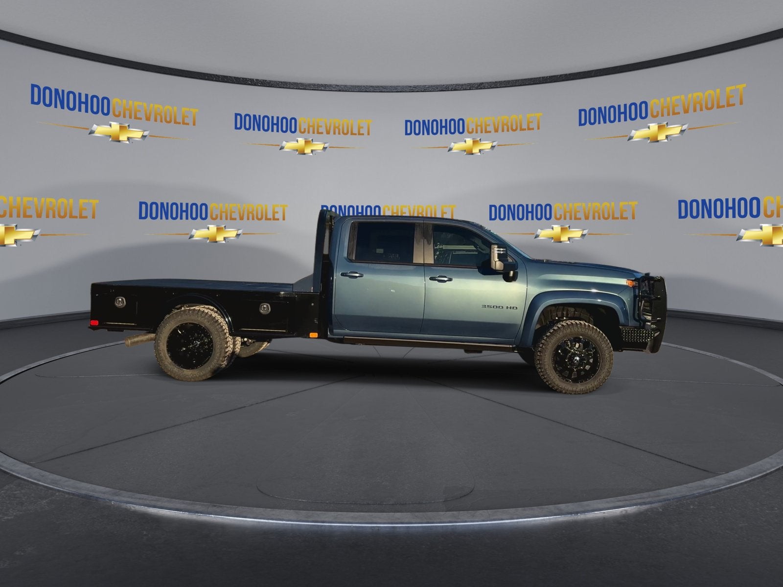 2026 Chevrolet Silverado 3500 HD Chassis Cab LT