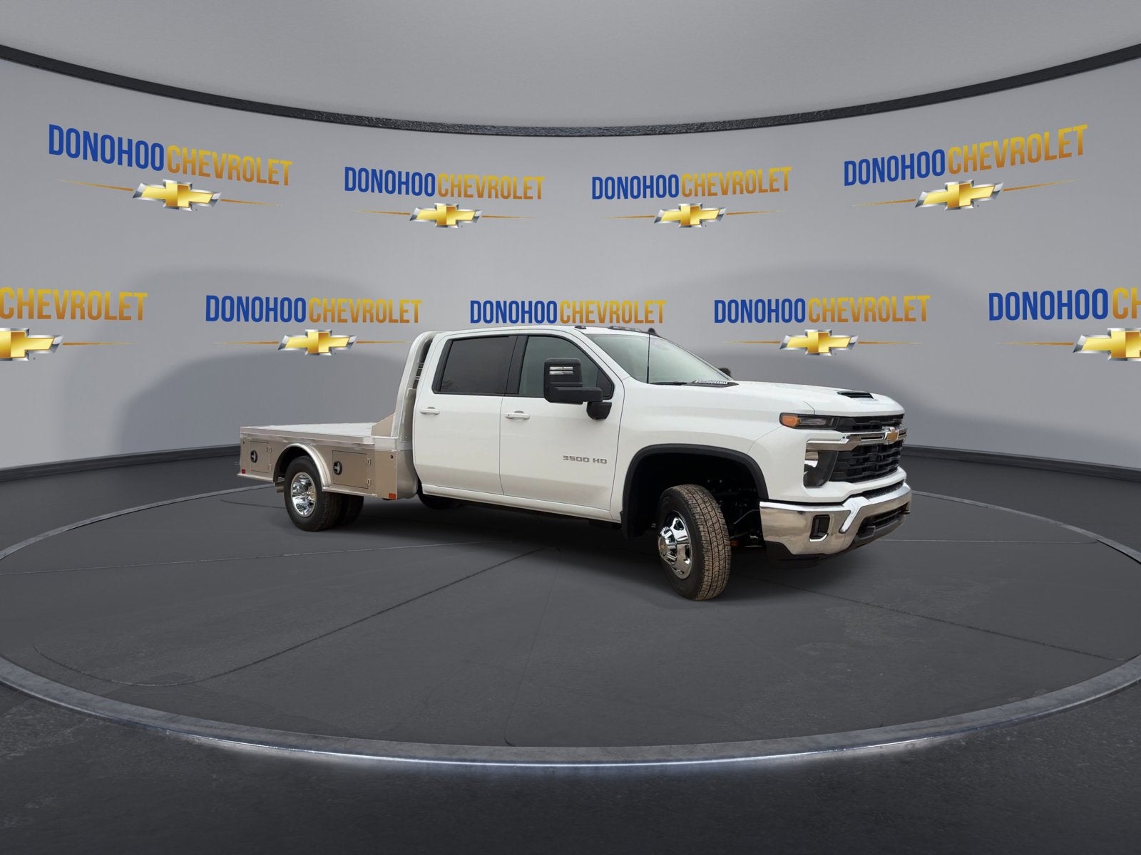 2026 Chevrolet Silverado 3500 HD Chassis Cab LT