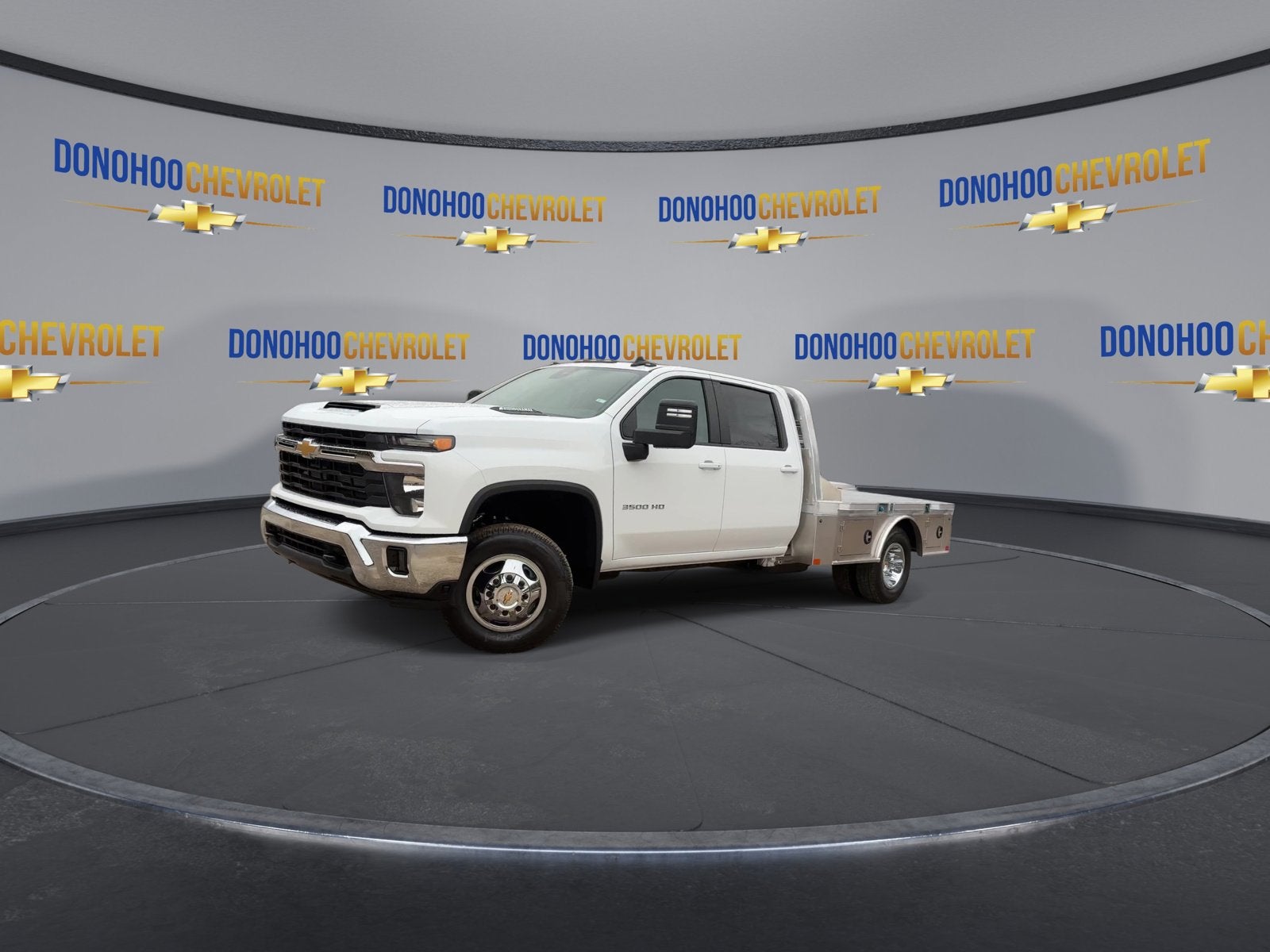 2026 Chevrolet Silverado 3500 HD Chassis Cab LT