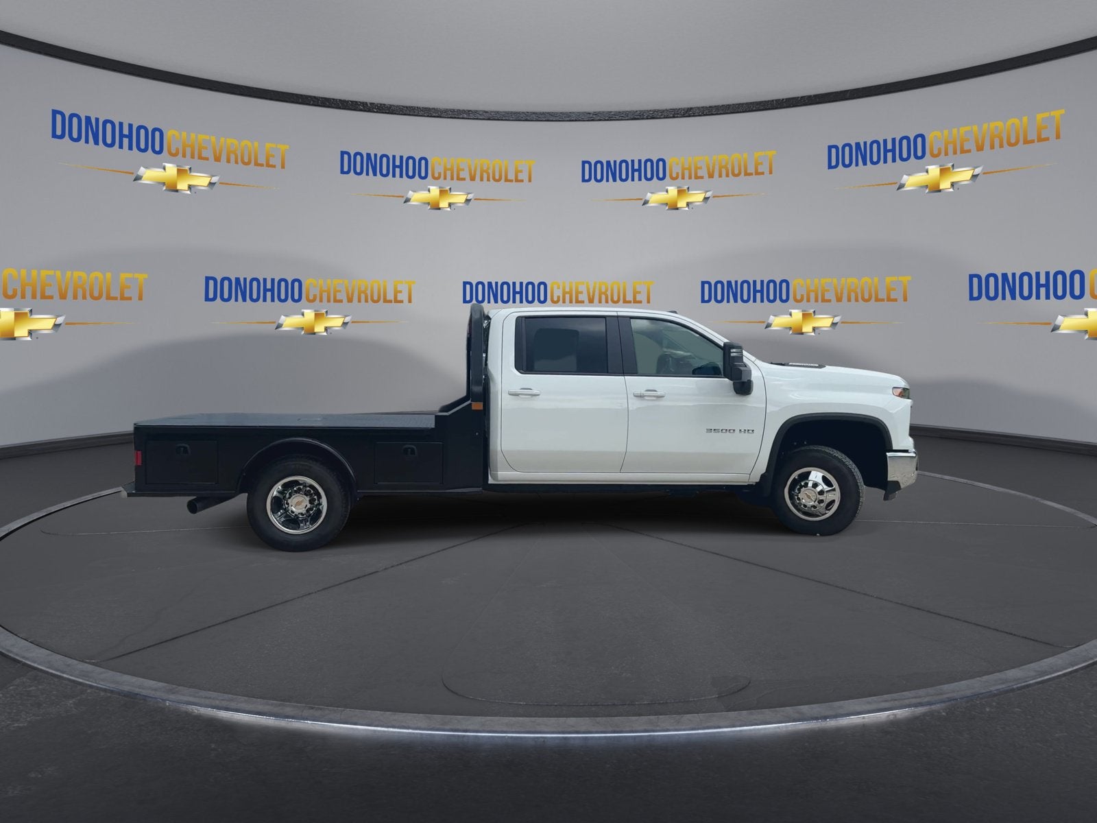 2026 Chevrolet Silverado 3500 HD Chassis Cab LT