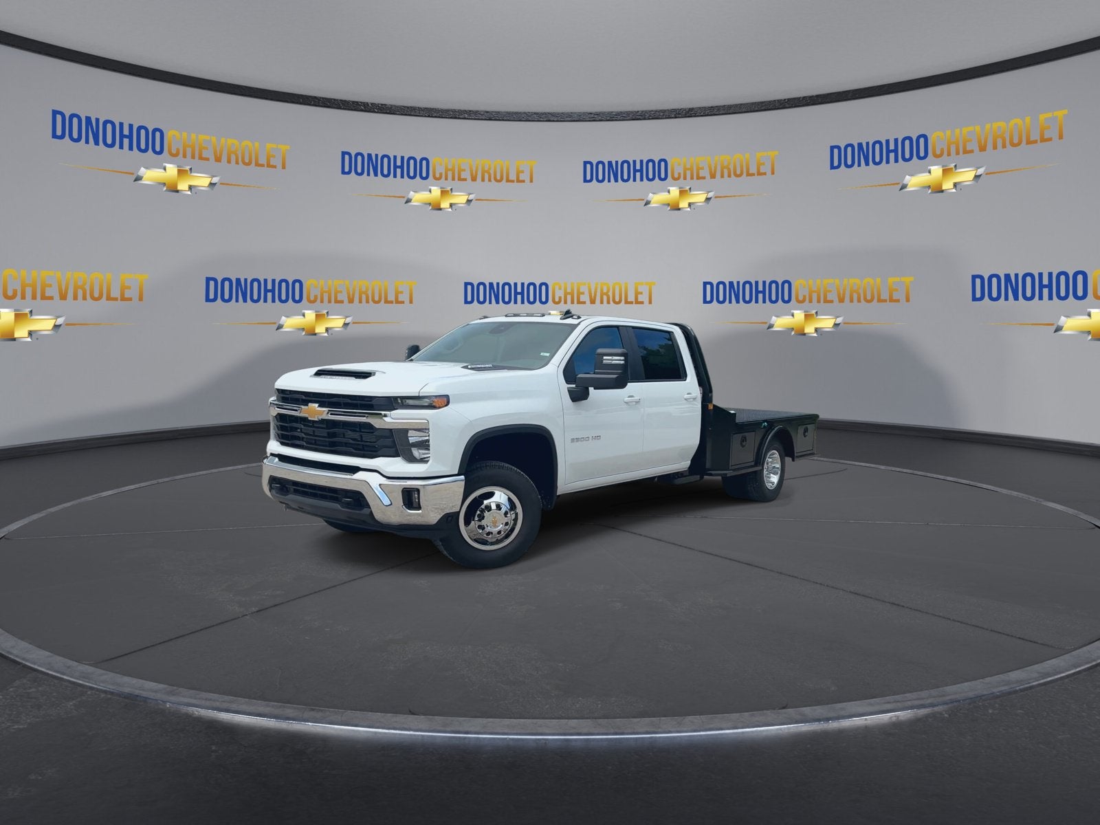2026 Chevrolet Silverado 3500 HD Chassis Cab LT