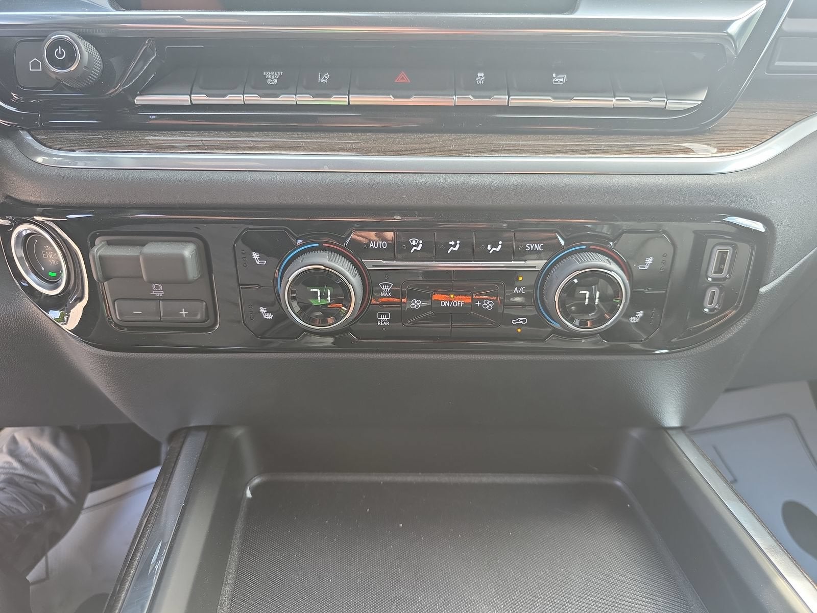 2026 Chevrolet Silverado 3500 HD Chassis Cab LT