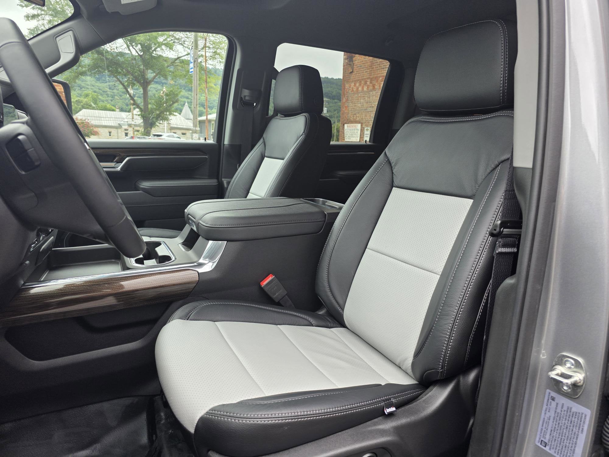 2025 Chevrolet Silverado 3500 HD Chassis Cab LT