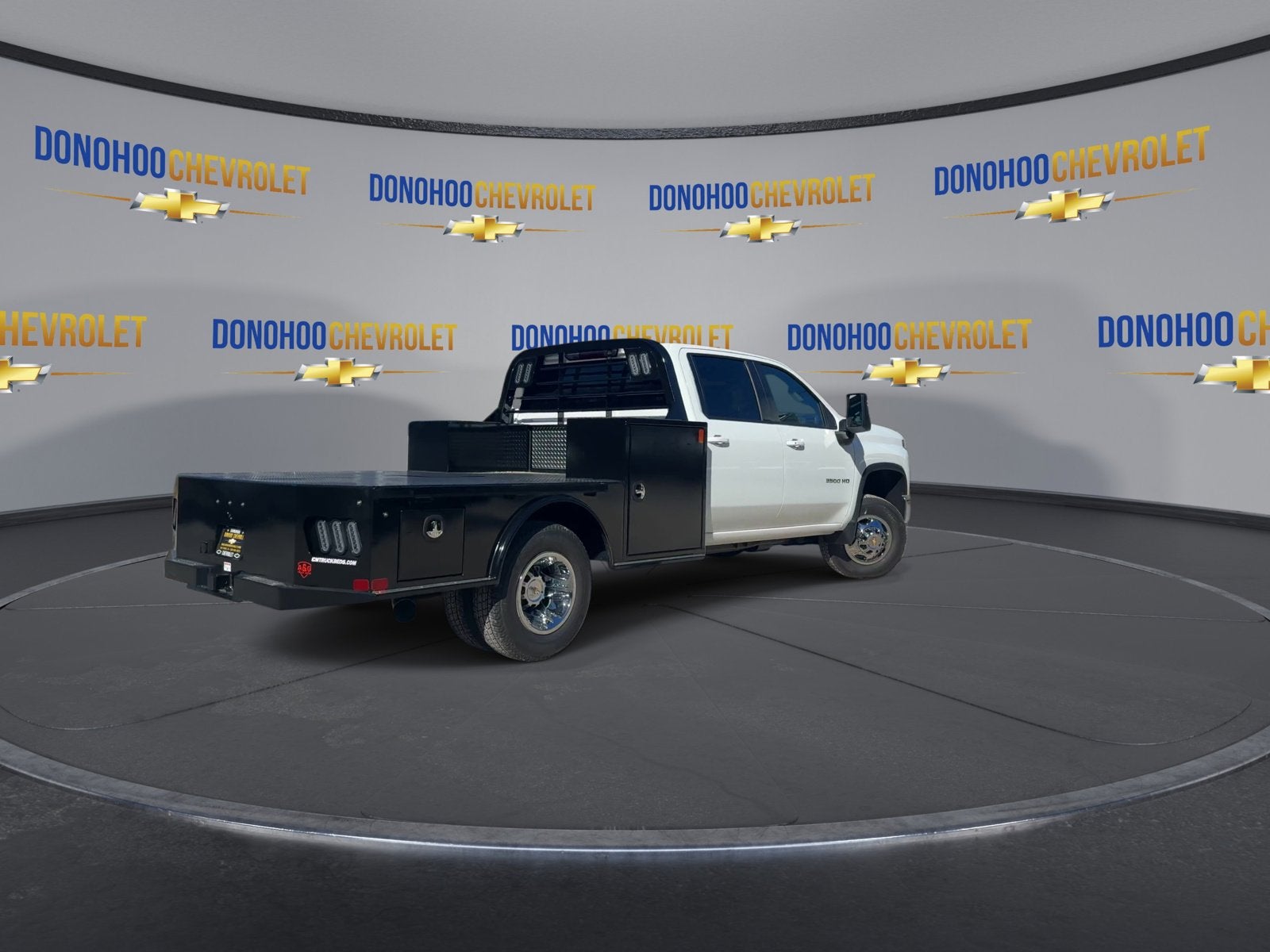 2026 Chevrolet Silverado 3500 HD Chassis Cab LT