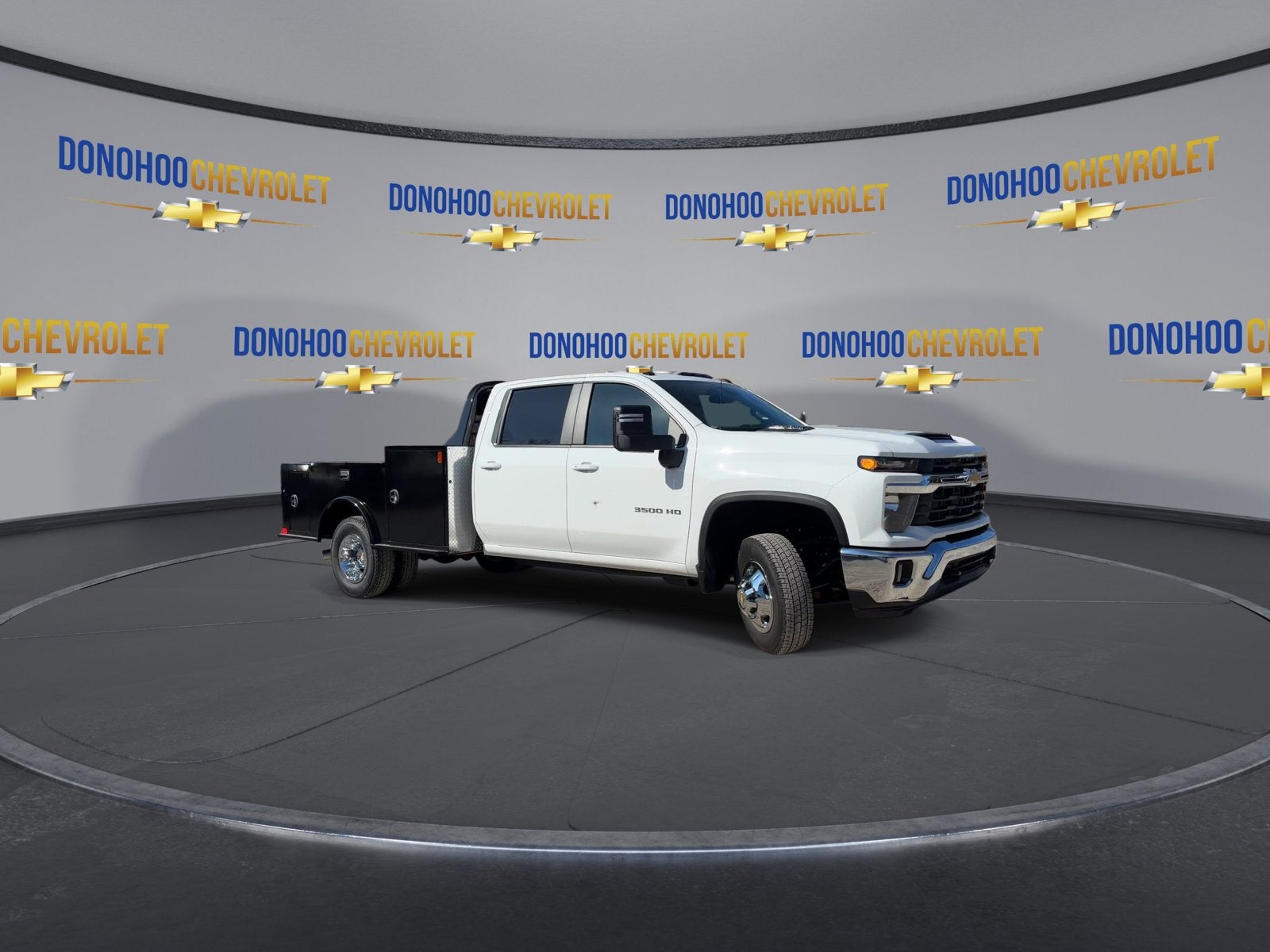2026 Chevrolet Silverado 3500 HD Chassis Cab LT