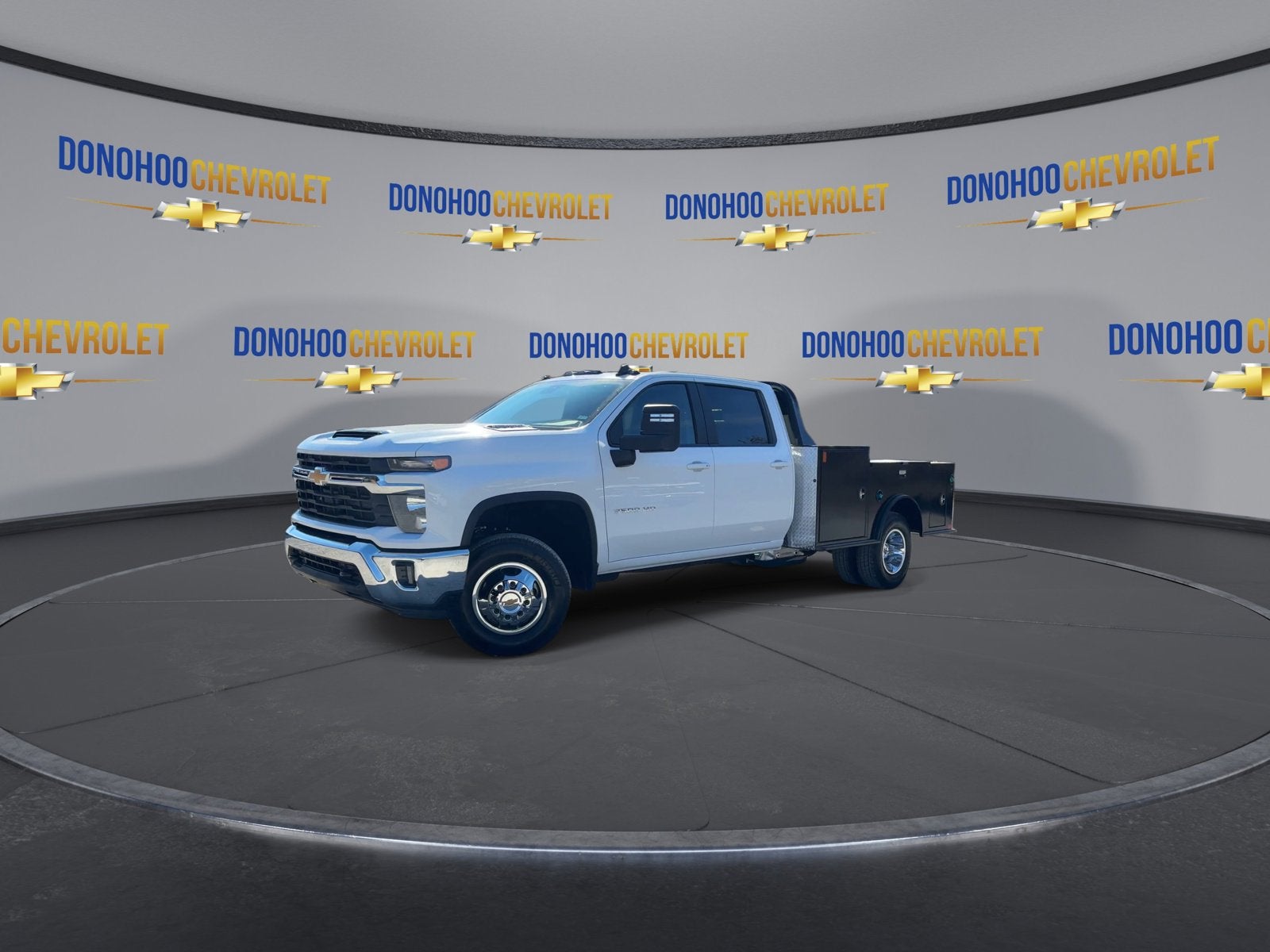 2026 Chevrolet Silverado 3500 HD Chassis Cab LT