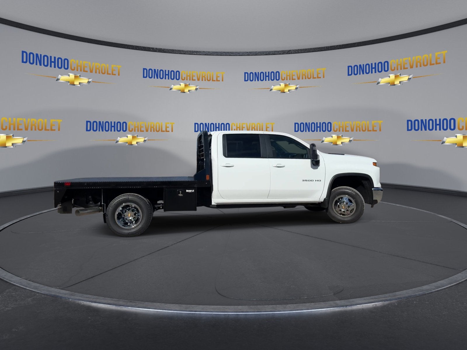 2026 Chevrolet Silverado 3500 HD Chassis Cab LT