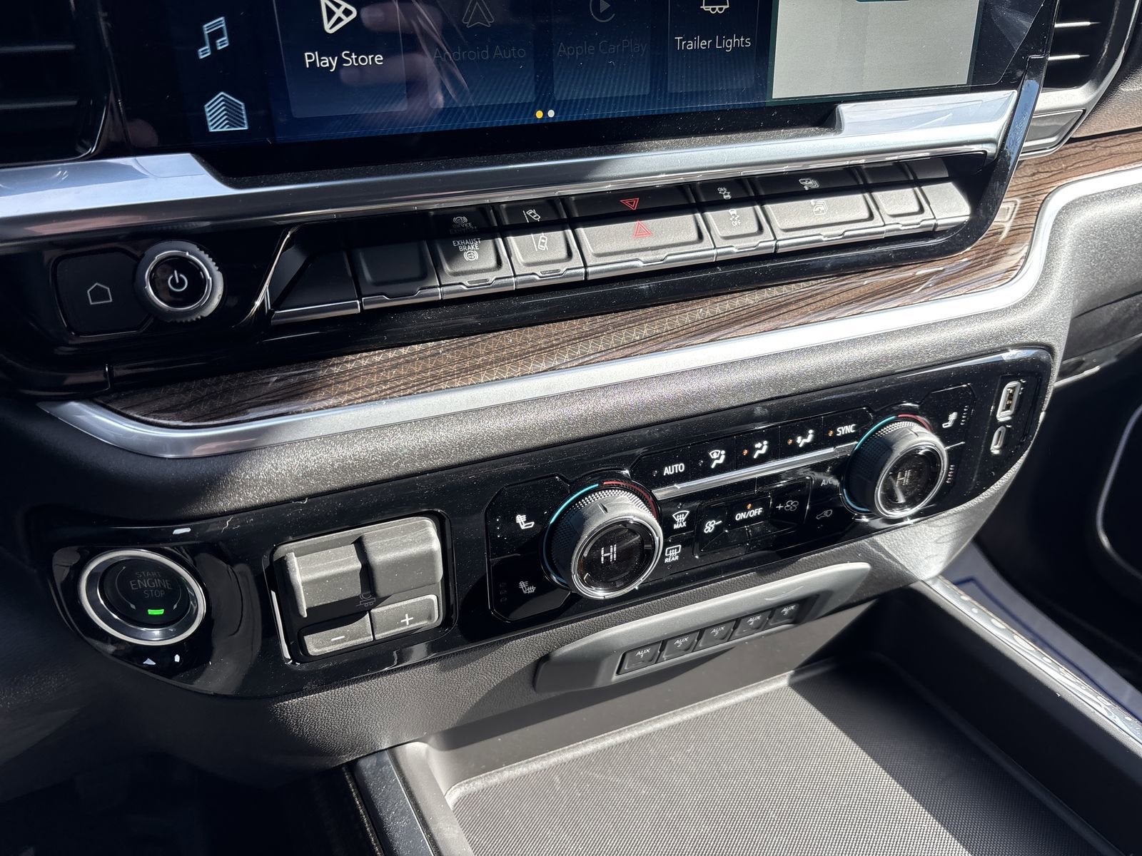 2026 Chevrolet Silverado 3500 HD Chassis Cab LT