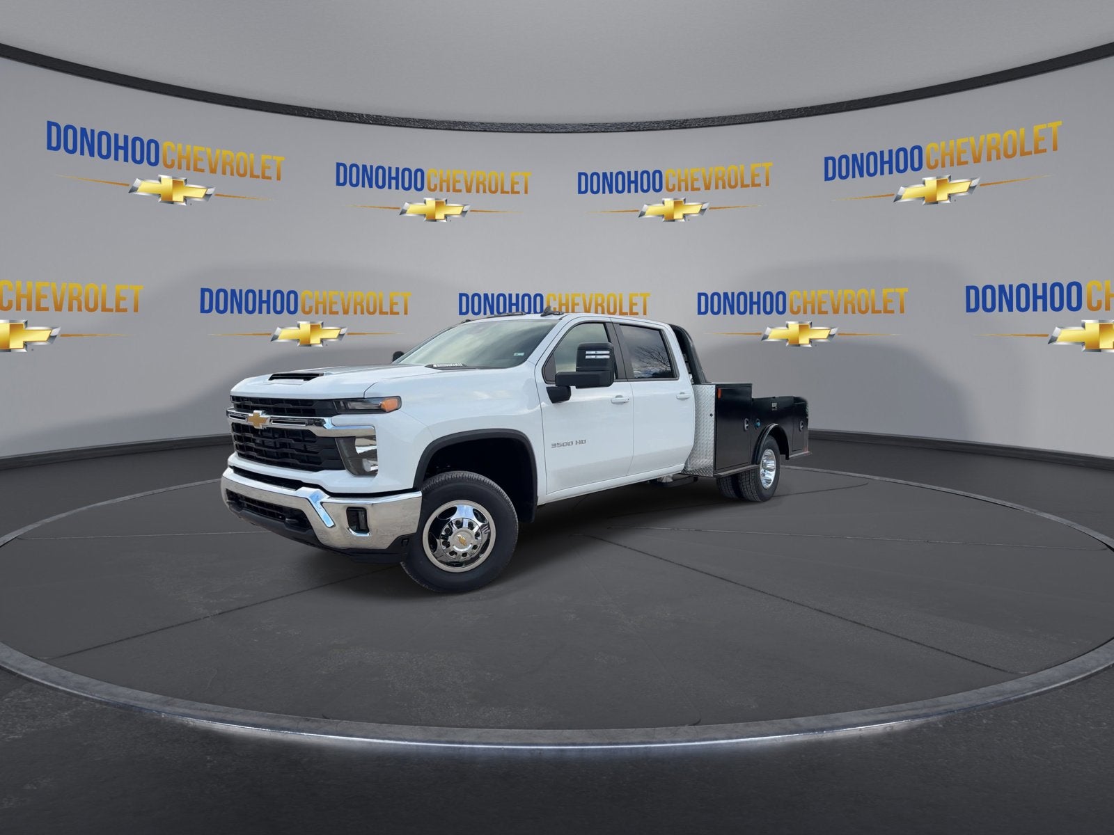2026 Chevrolet Silverado 3500 HD Chassis Cab LT