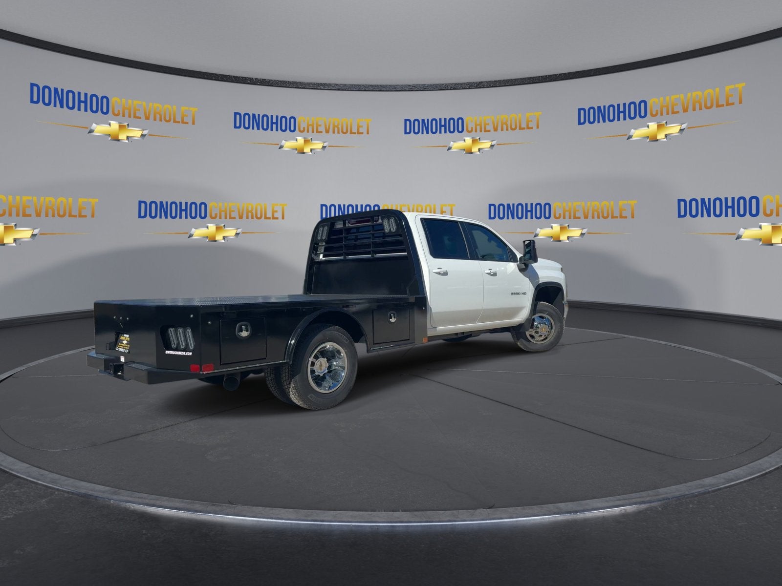 2026 Chevrolet Silverado 3500 HD Chassis Cab LT