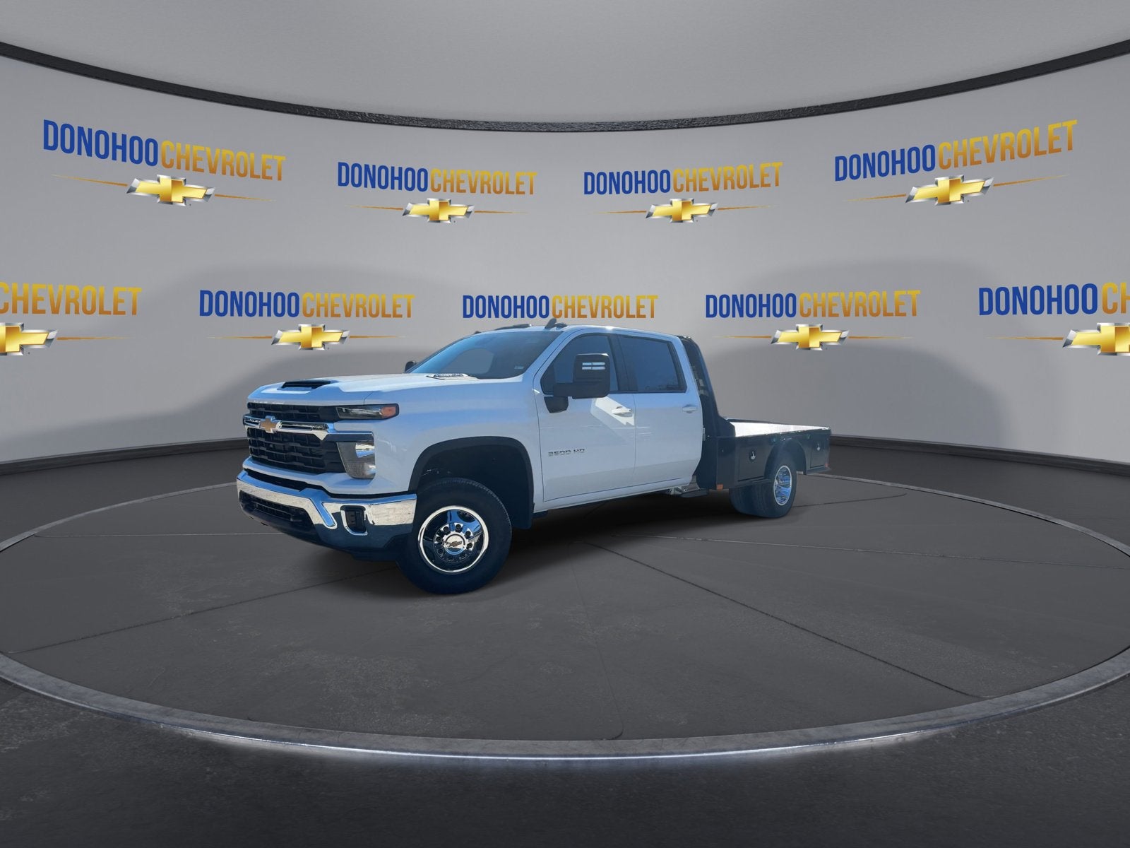 2026 Chevrolet Silverado 3500 HD Chassis Cab LT