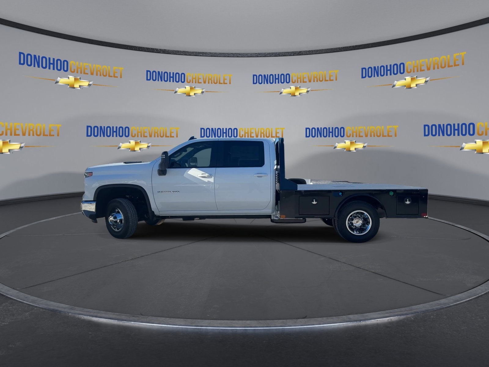 2026 Chevrolet Silverado 3500 HD Chassis Cab LT