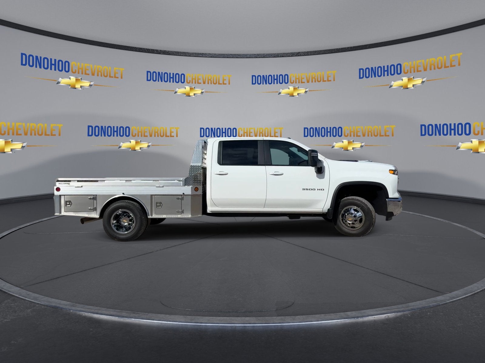 2026 Chevrolet Silverado 3500 HD Chassis Cab LT
