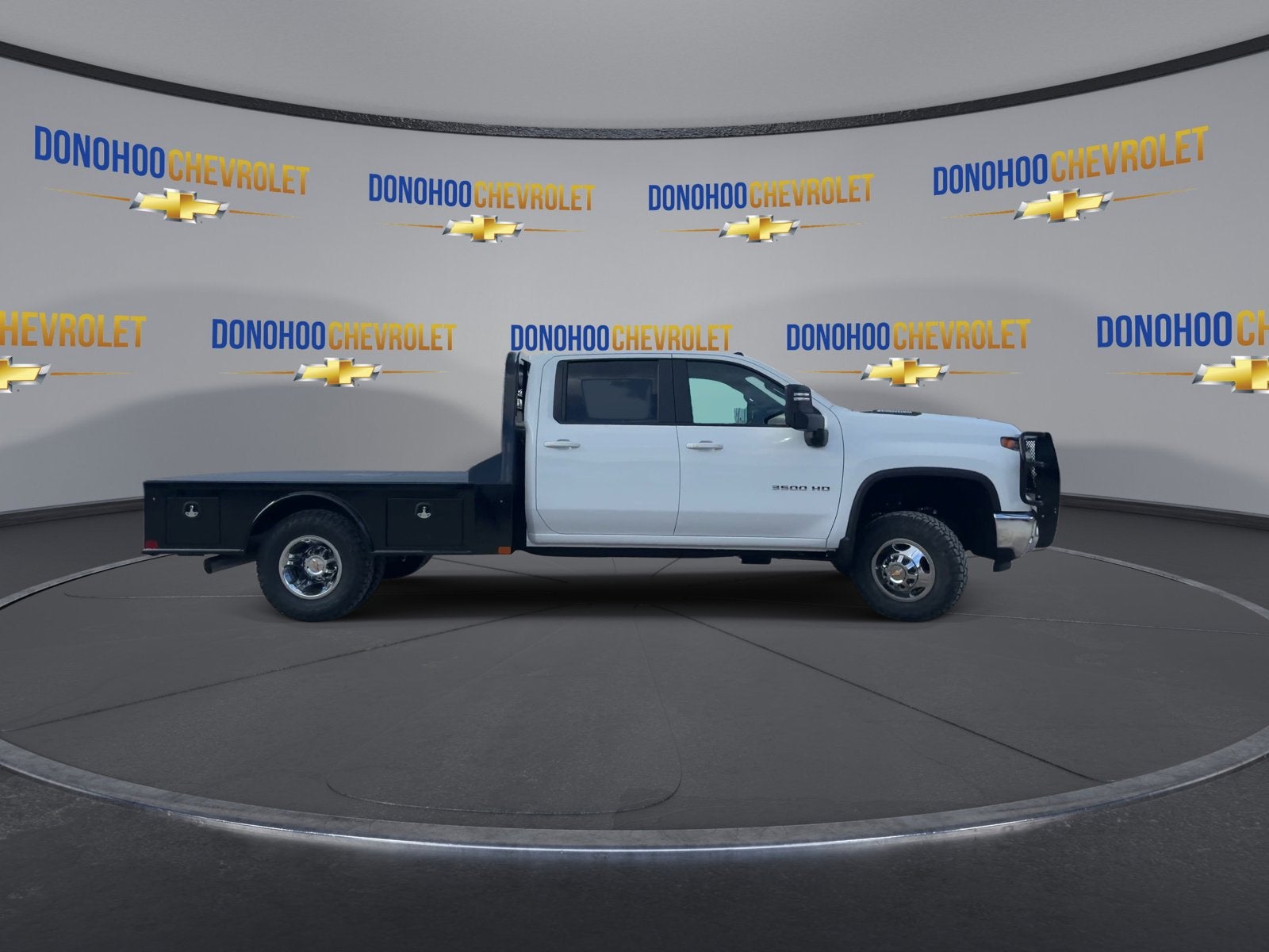 2026 Chevrolet Silverado 3500 HD Chassis Cab LT