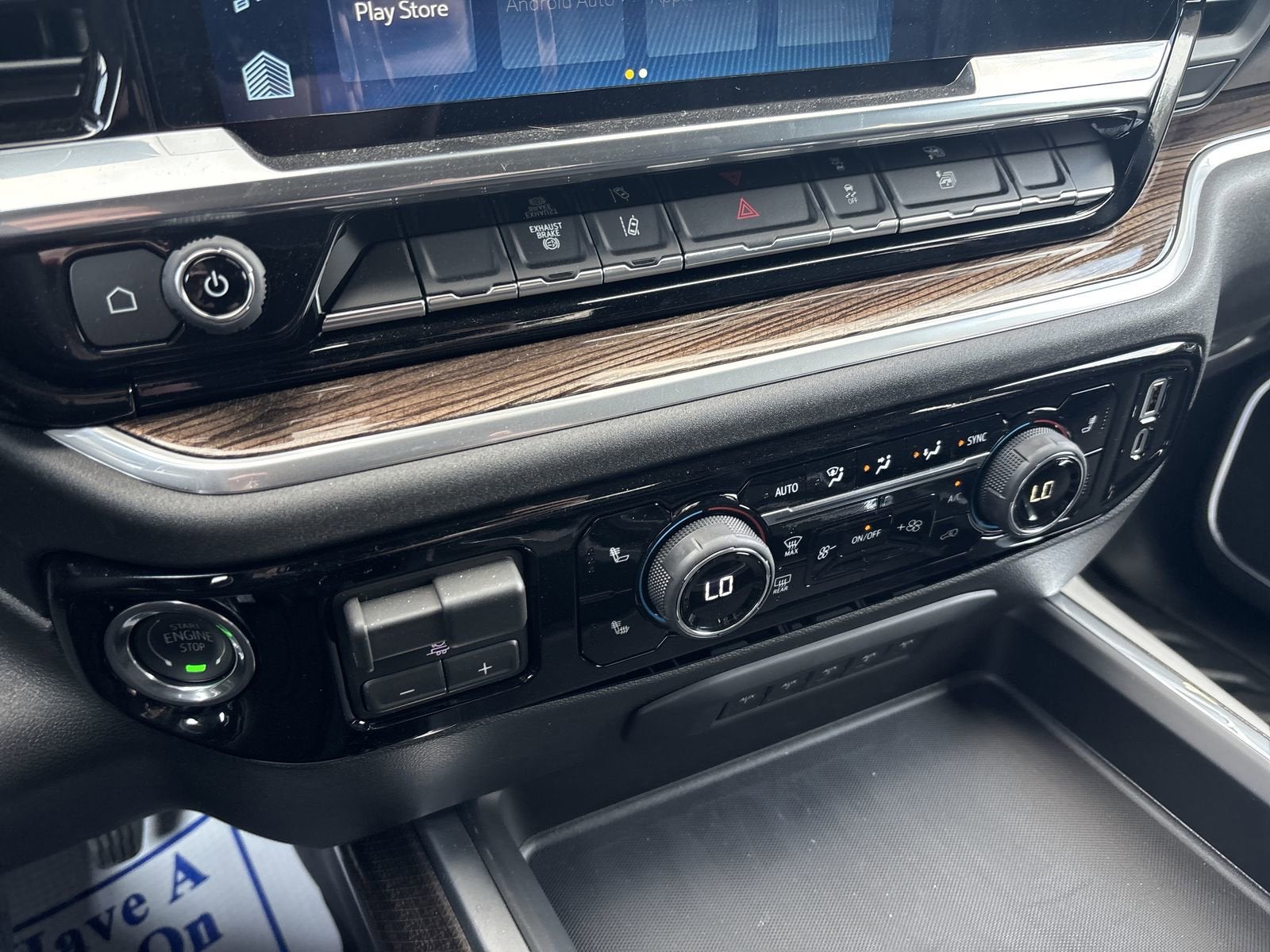 2026 Chevrolet Silverado 3500 HD Chassis Cab LT