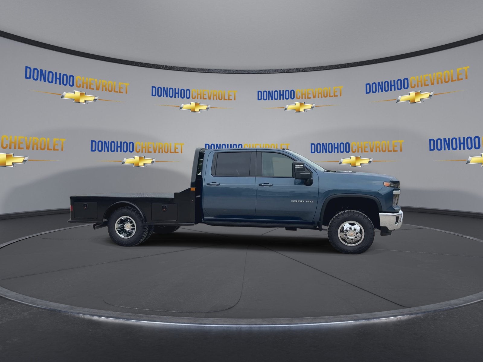 2026 Chevrolet Silverado 3500 HD Chassis Cab LT