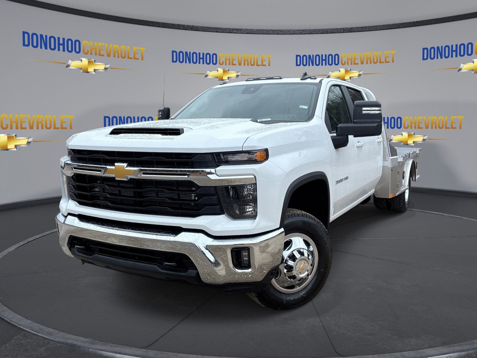 2026 Chevrolet Silverado 3500 HD Chassis Cab LT