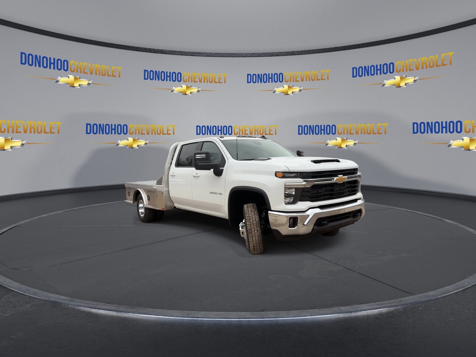 2026 Chevrolet Silverado 3500 HD Chassis Cab LT
