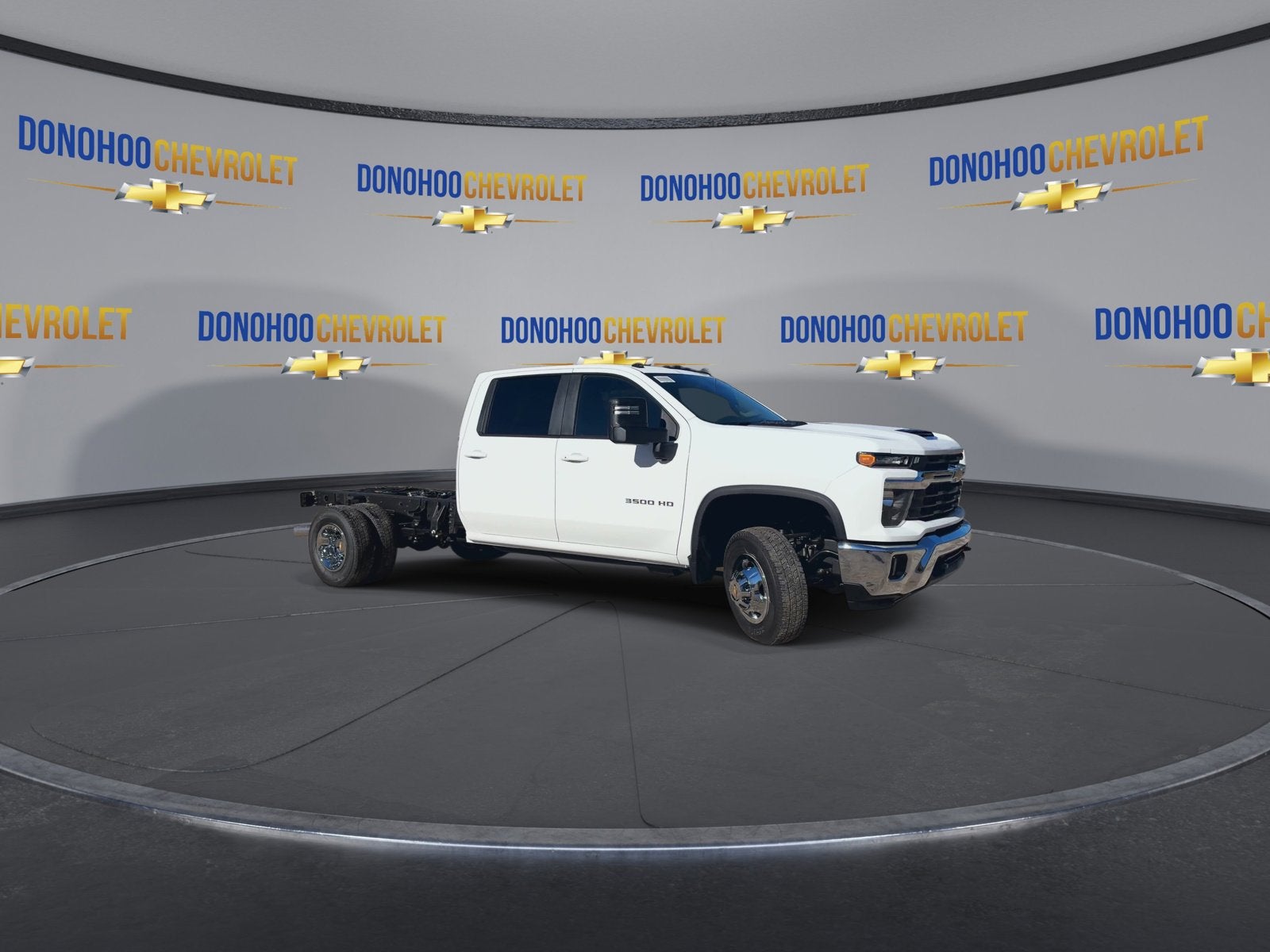 2026 Chevrolet Silverado 3500 HD Chassis Cab LT