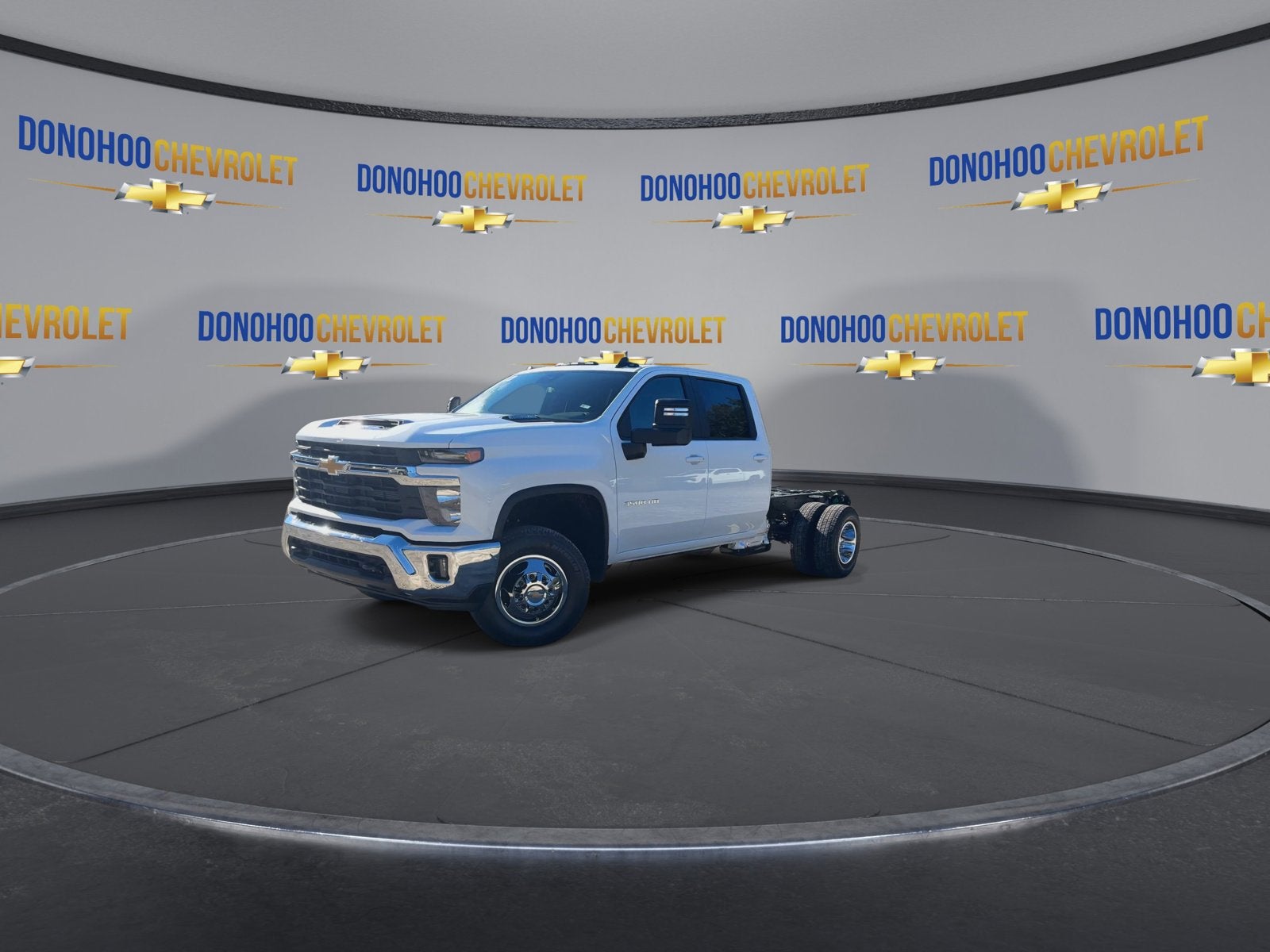 2026 Chevrolet Silverado 3500 HD Chassis Cab LT