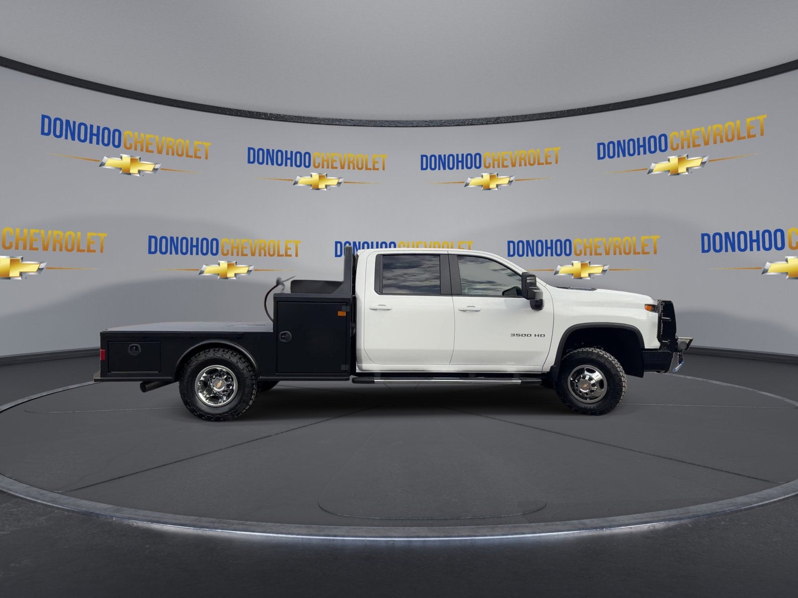 2026 Chevrolet Silverado 3500 HD Chassis Cab LT