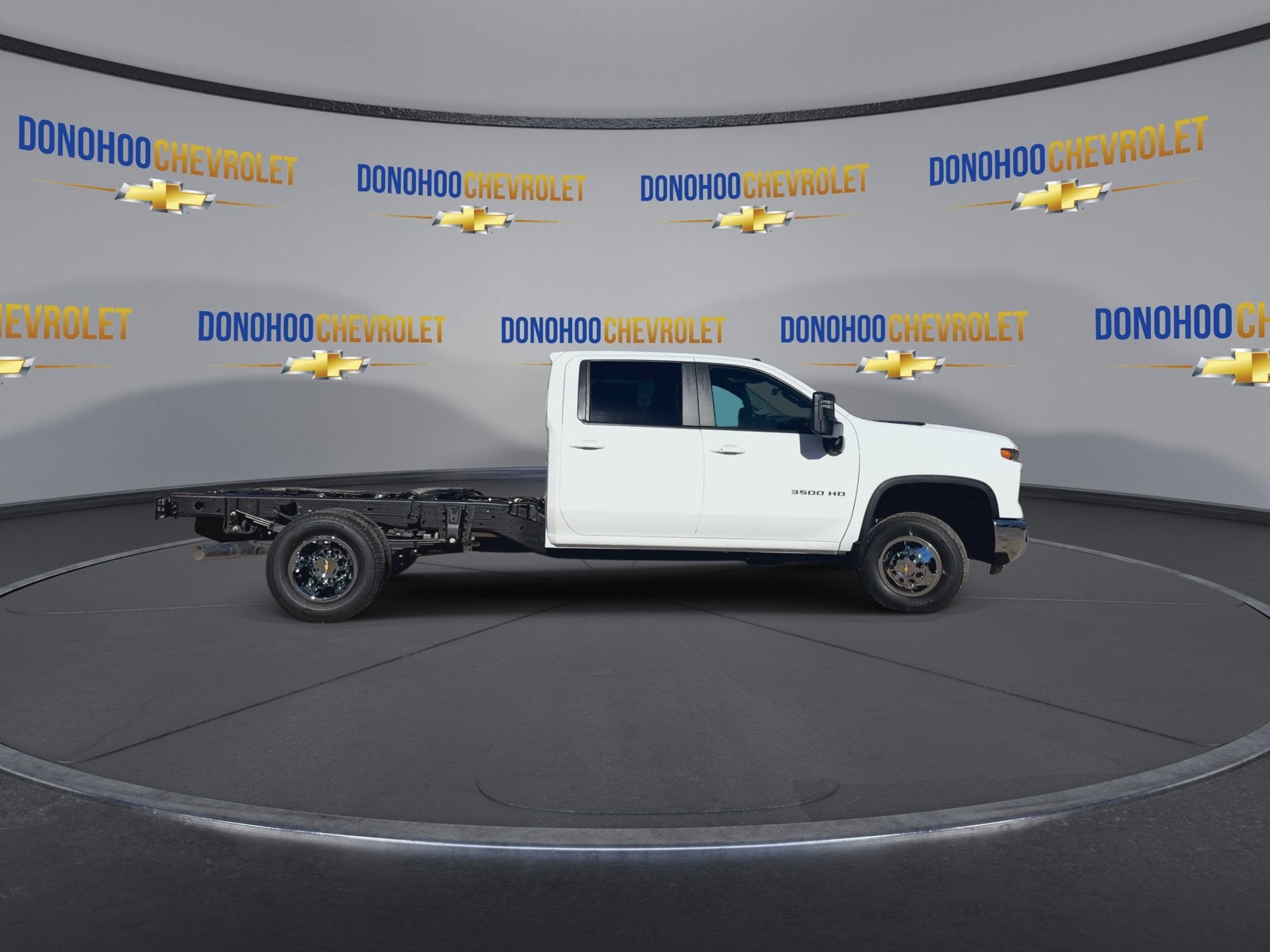 2026 Chevrolet Silverado 3500 HD Chassis Cab LT