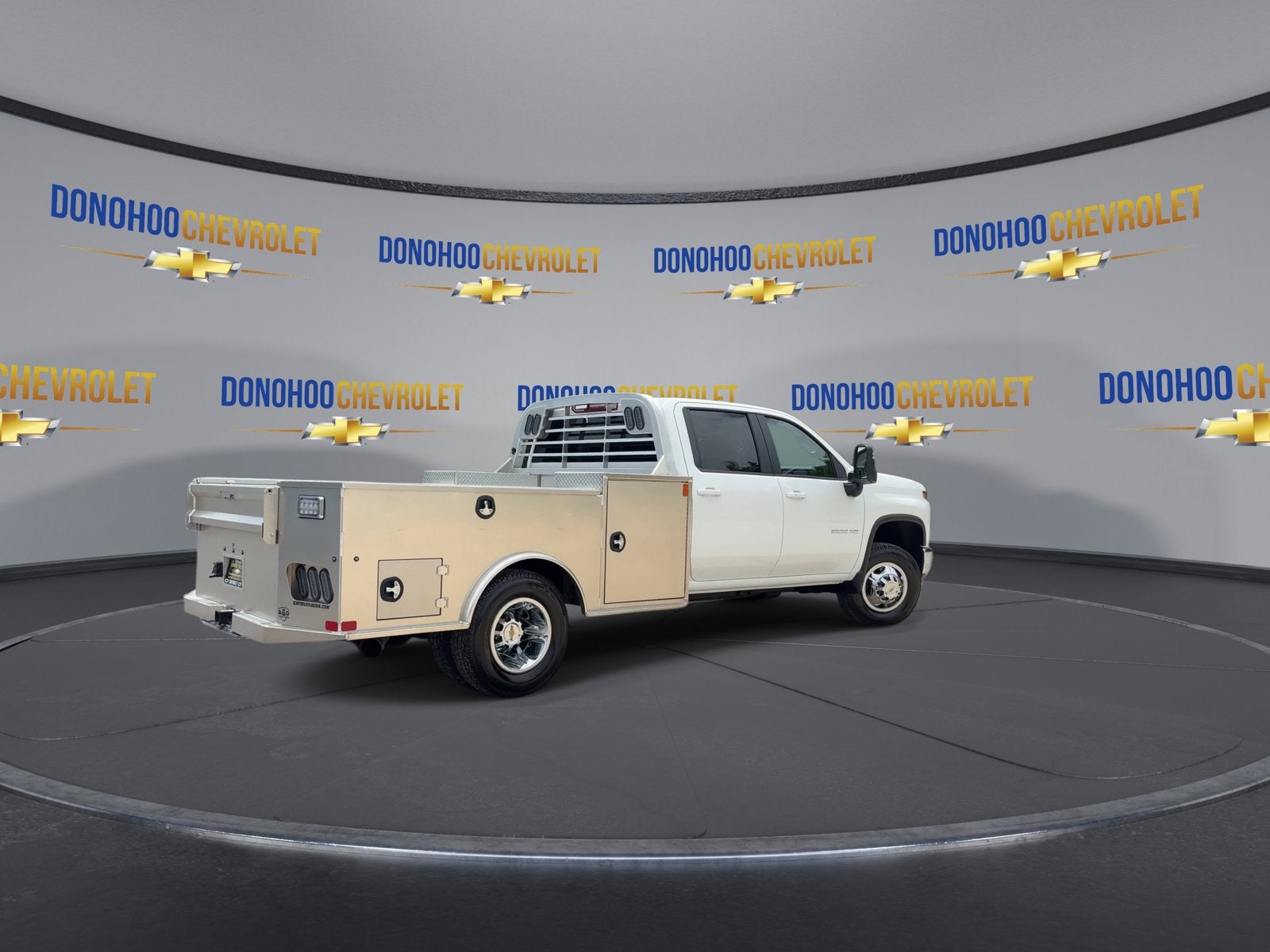 2026 Chevrolet Silverado 3500 HD Chassis Cab LT