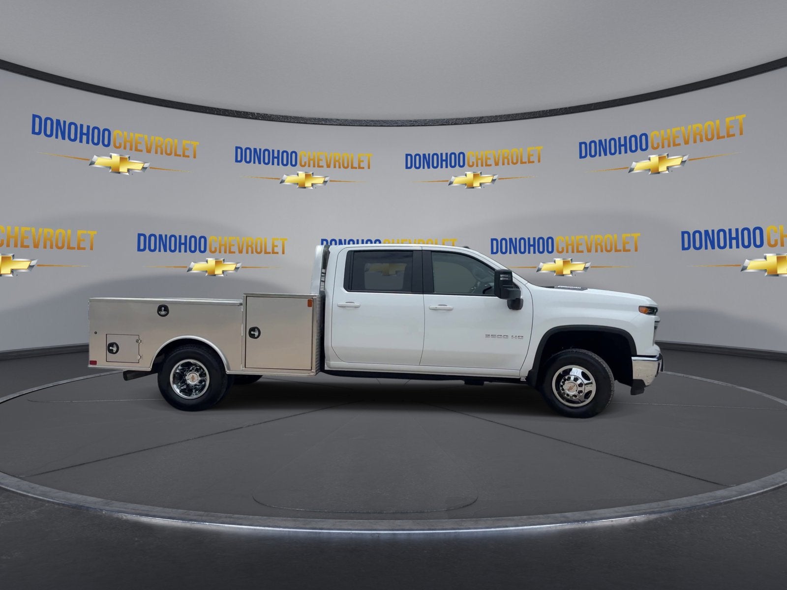 2026 Chevrolet Silverado 3500 HD Chassis Cab LT