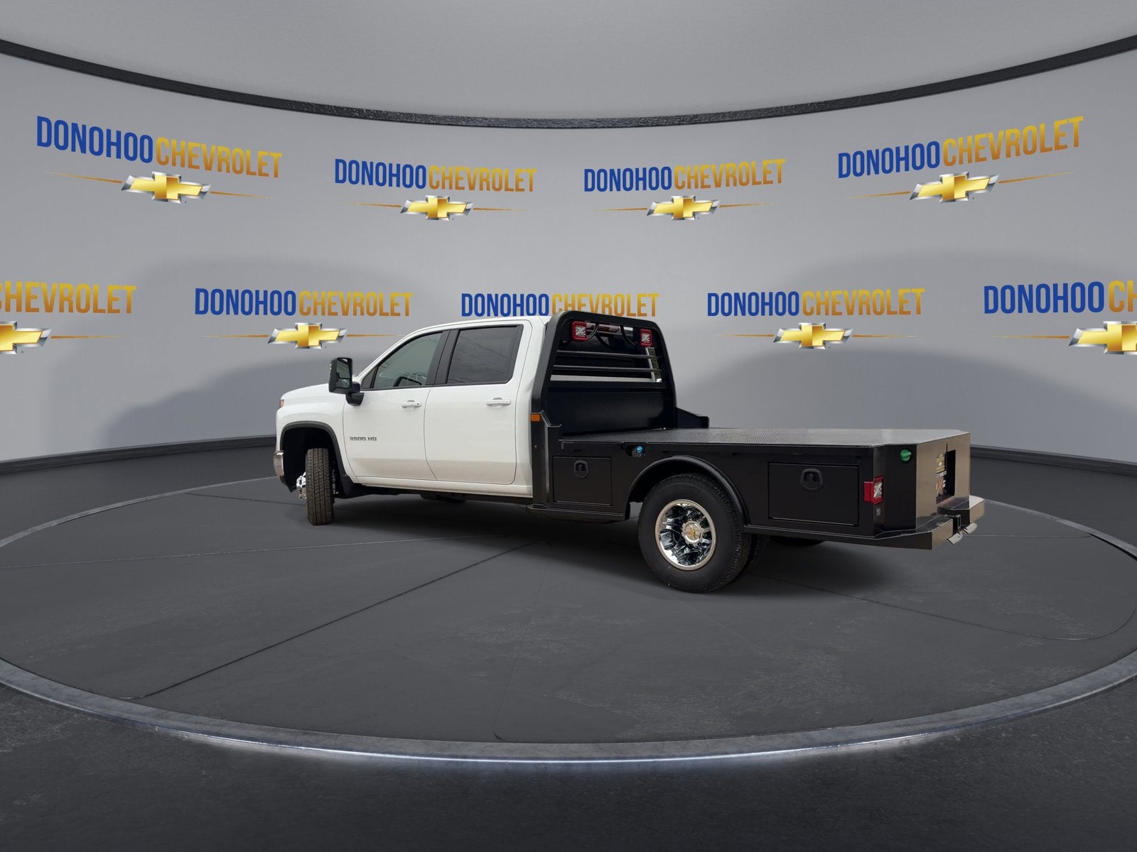 2026 Chevrolet Silverado 3500 HD Chassis Cab LT