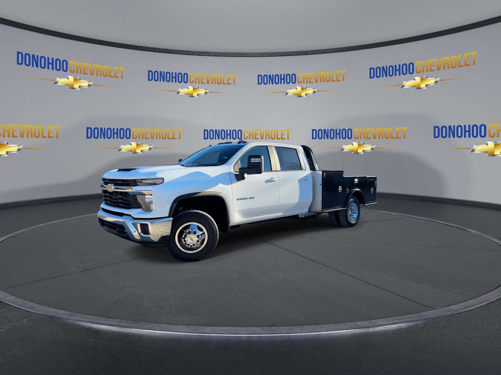2026 Chevrolet Silverado 3500 HD Chassis Cab LT