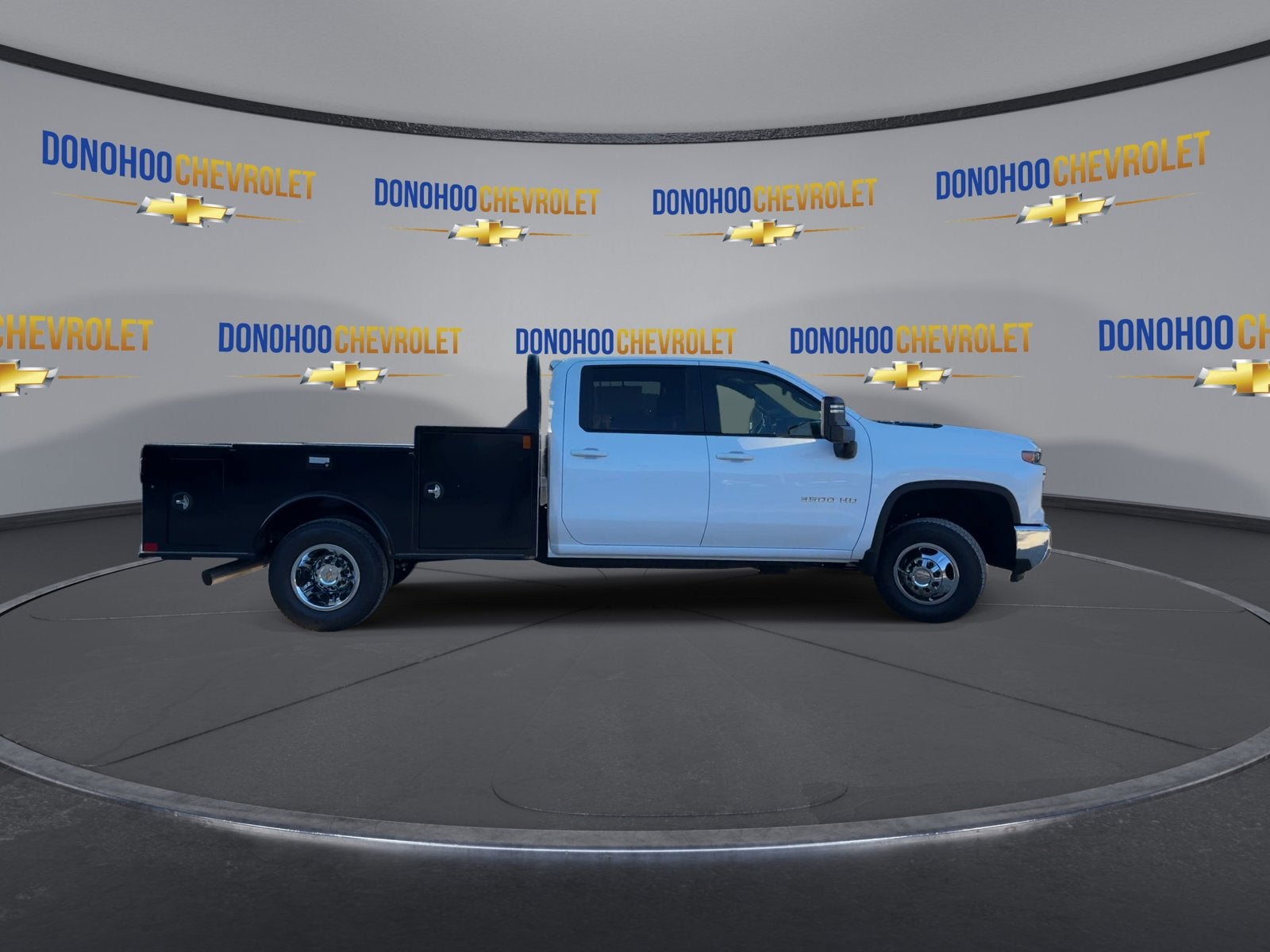 2026 Chevrolet Silverado 3500 HD Chassis Cab LT