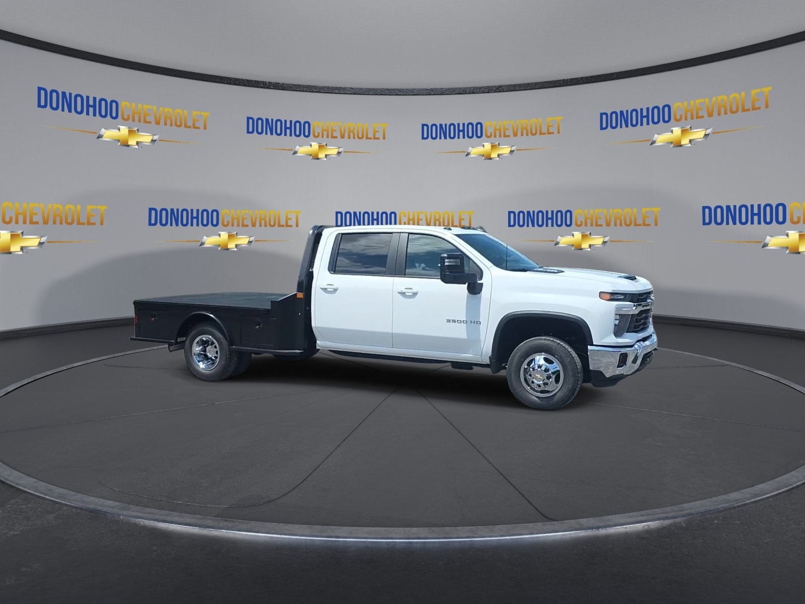2026 Chevrolet Silverado 3500 HD Chassis Cab LT