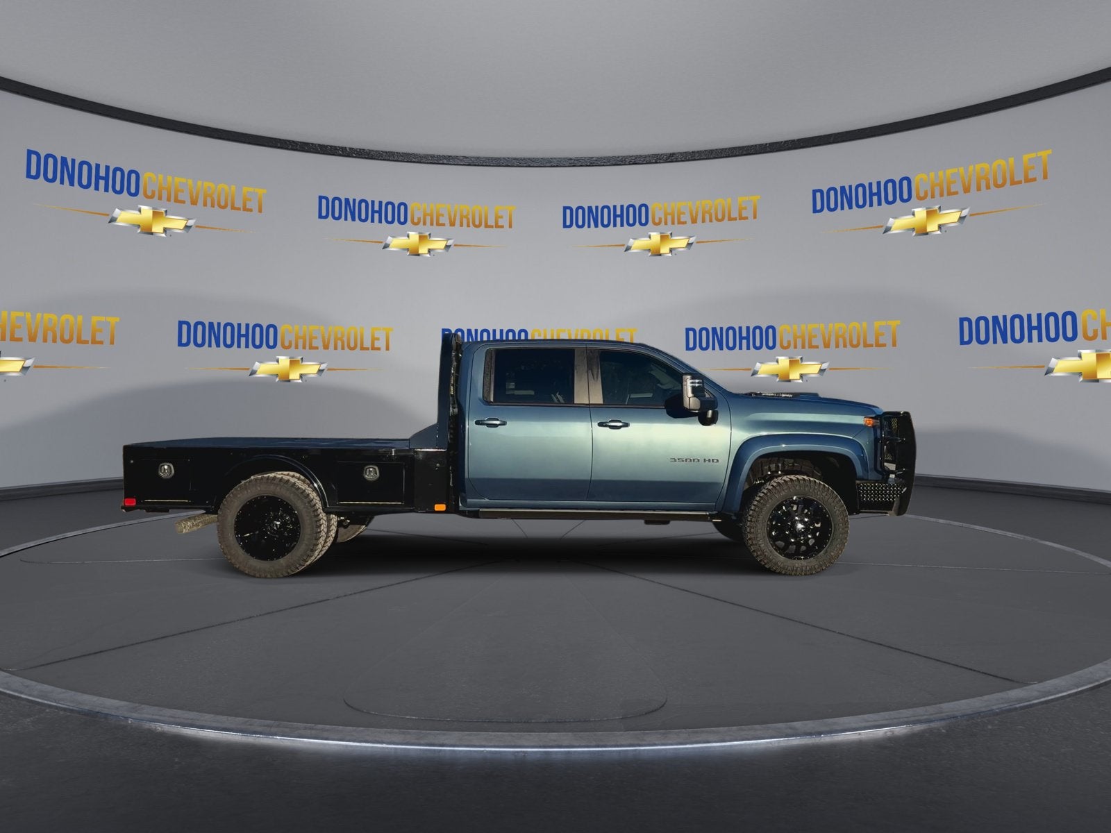 2026 Chevrolet Silverado 3500 HD Chassis Cab LT