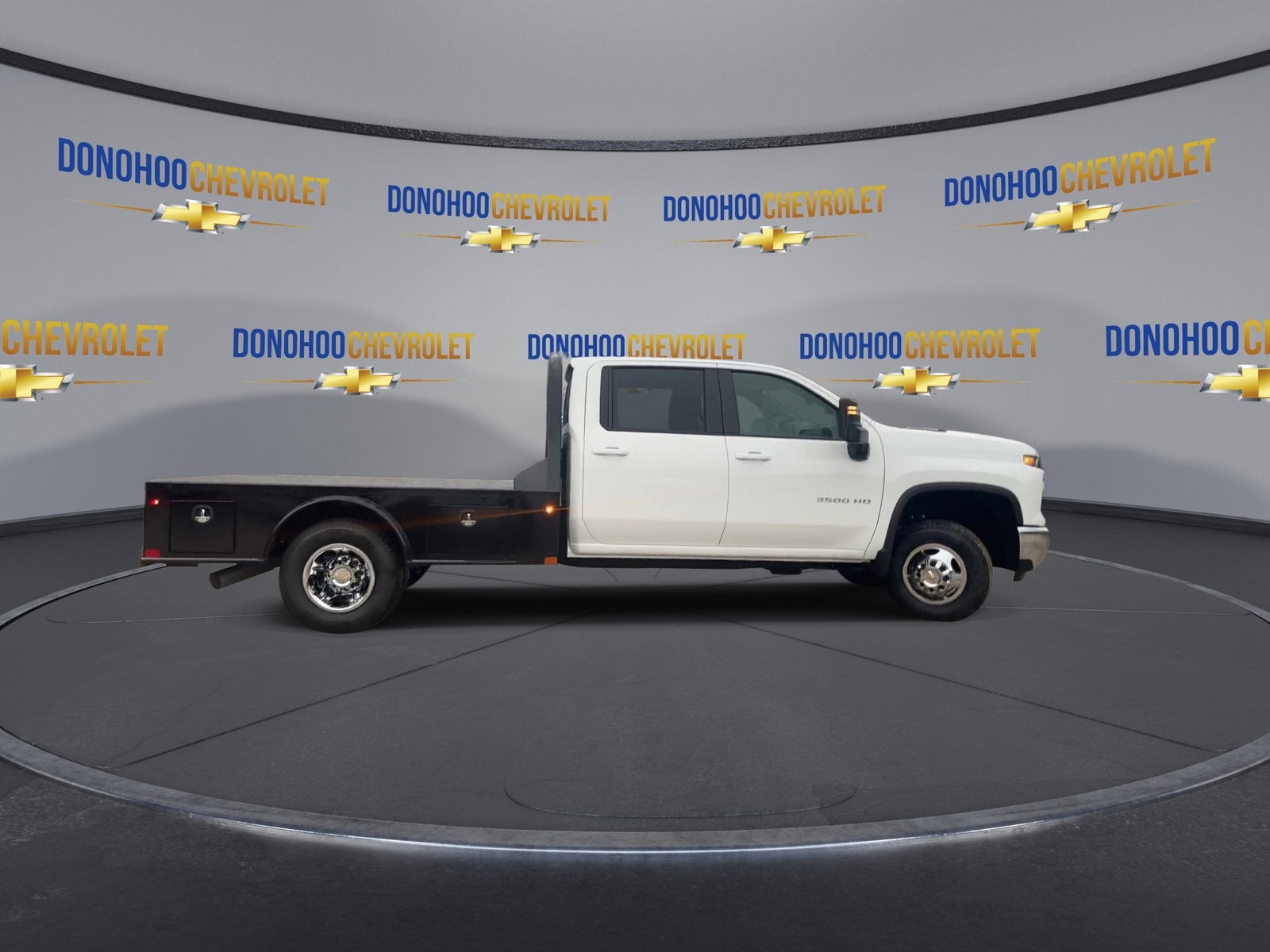 2026 Chevrolet Silverado 3500 HD Chassis Cab LT