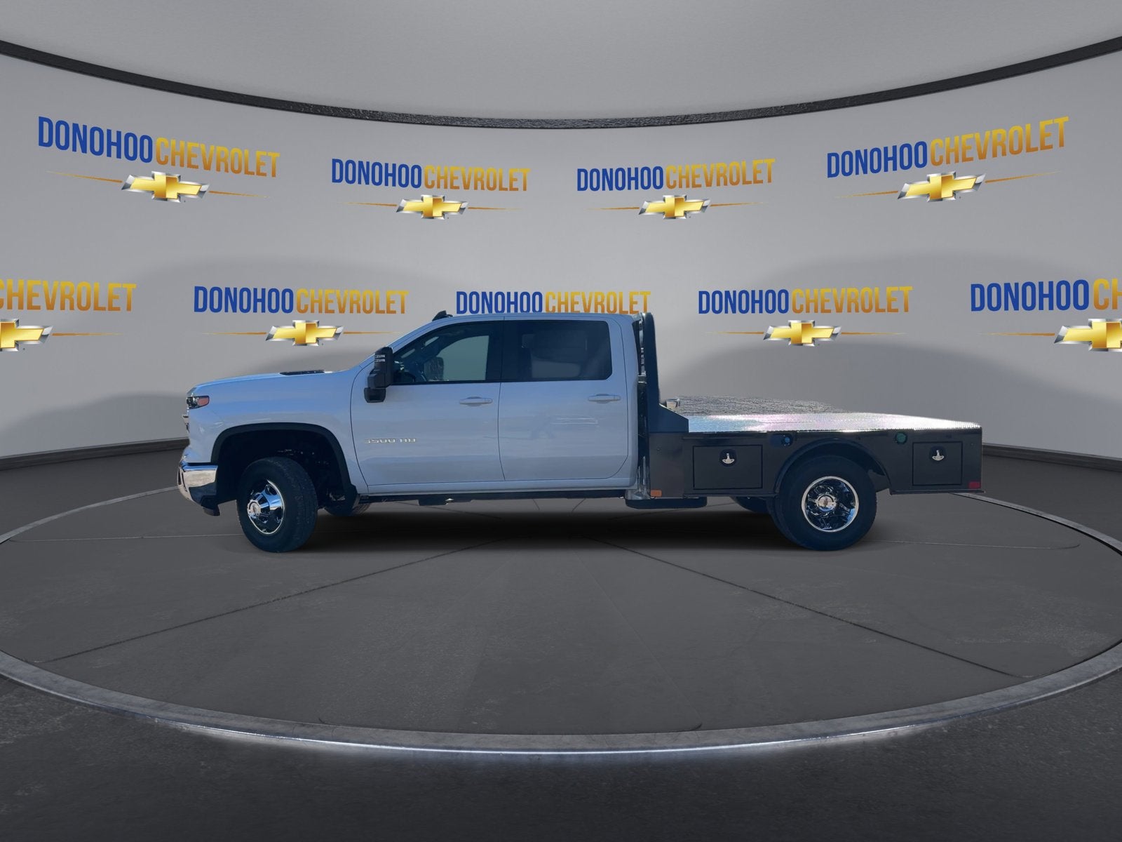2026 Chevrolet Silverado 3500 HD Chassis Cab LT